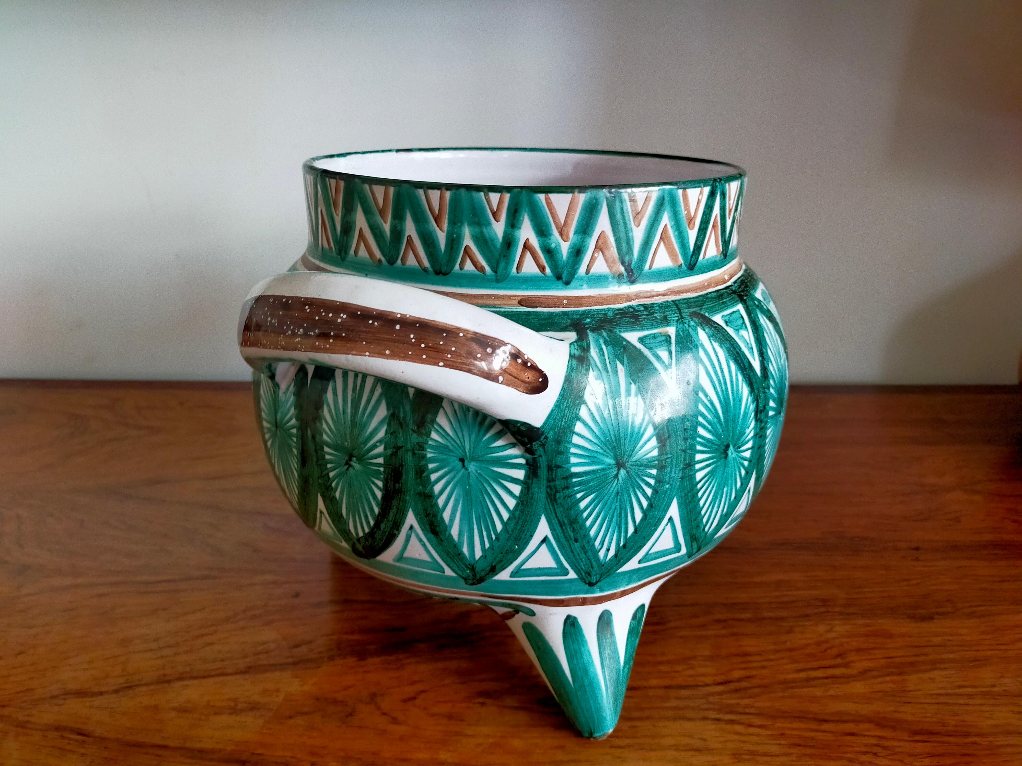 Mid-Century Modern Big Green and White Tripod Ceramic Vase Par Robert Picault Vallauris