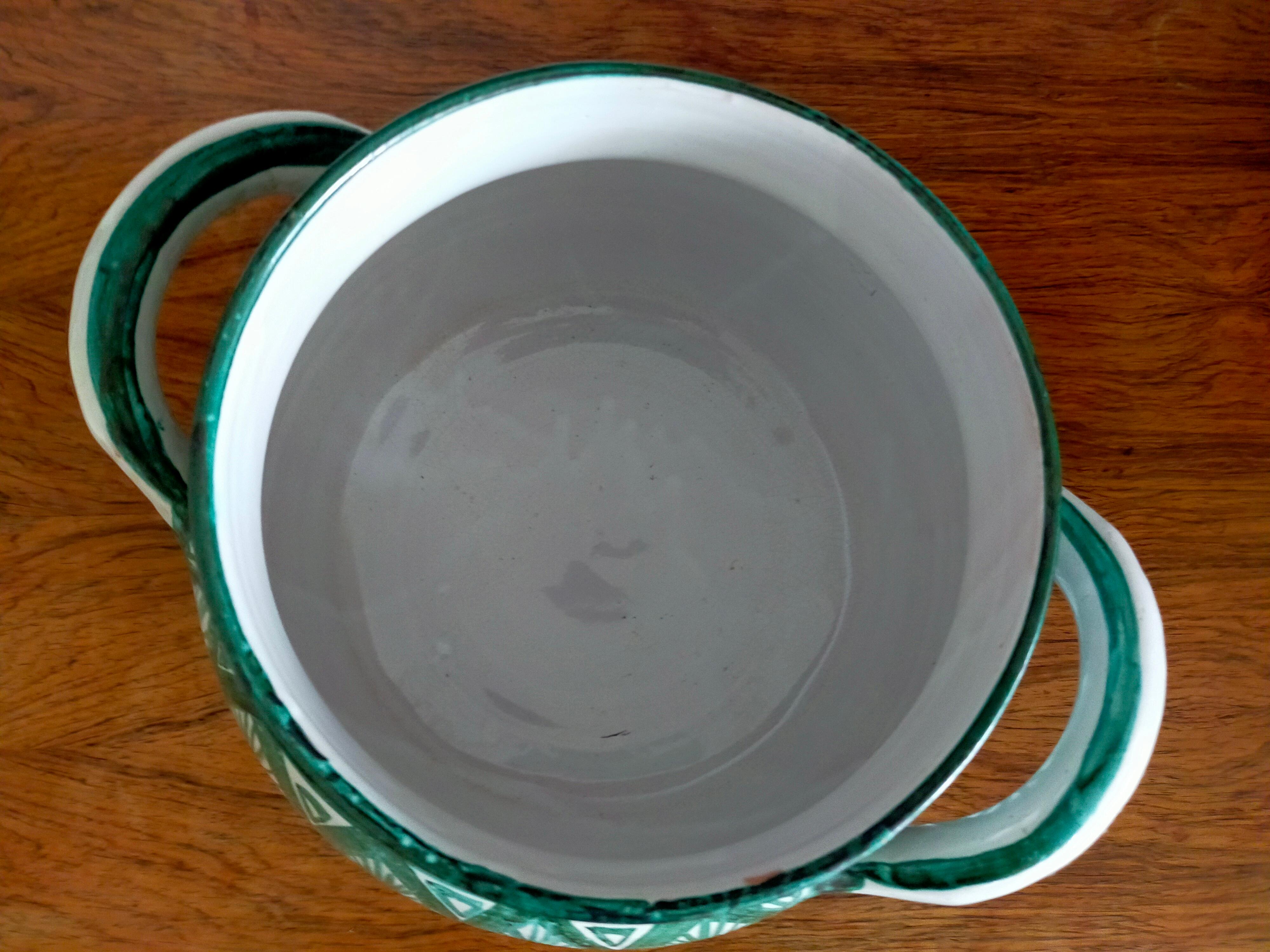 Mid-20th Century Big Green and White Tripod Ceramic Vase Par Robert Picault Vallauris