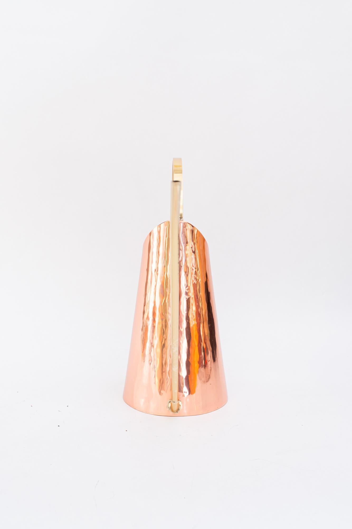 Big Hammered Kupfer Can Wien um 1920s (Messing) im Angebot