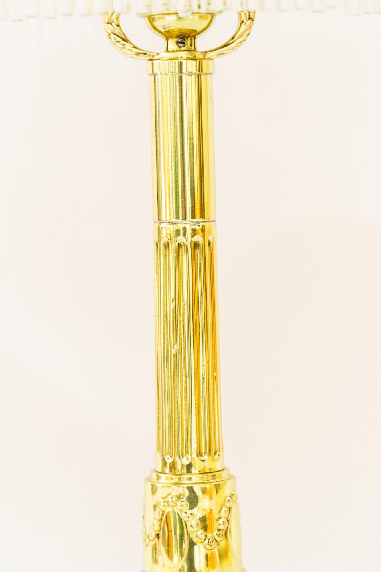 Austriaco Grande lampada da tavolo storica di Vienna del 1890 circa in vendita