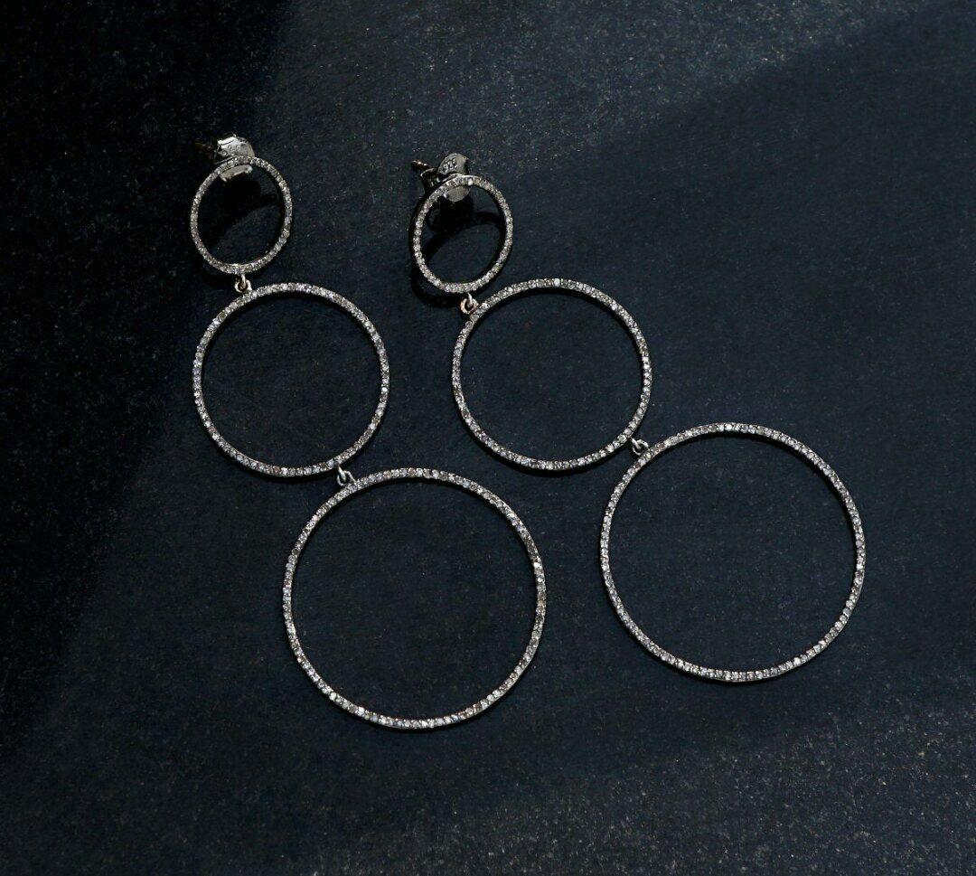 Big Hoop Earring 925 Silver Diamond Hoop Dangle Earring Designer Wedding Jewelry


Occasion
Wedding
Main Stone Creation
Natural
Gross Weight
8.46 Grams Approx
Fancy Diamond Color
White
Size
80x35 mm Approx
Gender
Unisex
Metal
Sterling Silver
Total