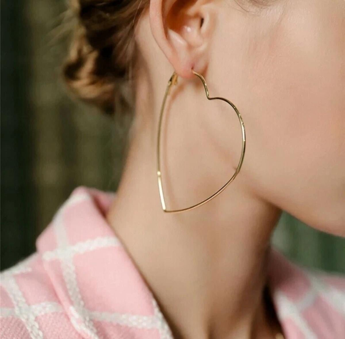 Big Hoop Earrings Sexy Earrings Accessories 925 Sterling Silver Fashion Earrings

Base Metal
Sterling Silver
Metal
Sterling Silver
Style
Dangle/Drop, Hoop
Closure
Butterfly
Metal Purity
925
Item Diameter
2.3 Cm Approx



A P P R O X TI M E

All