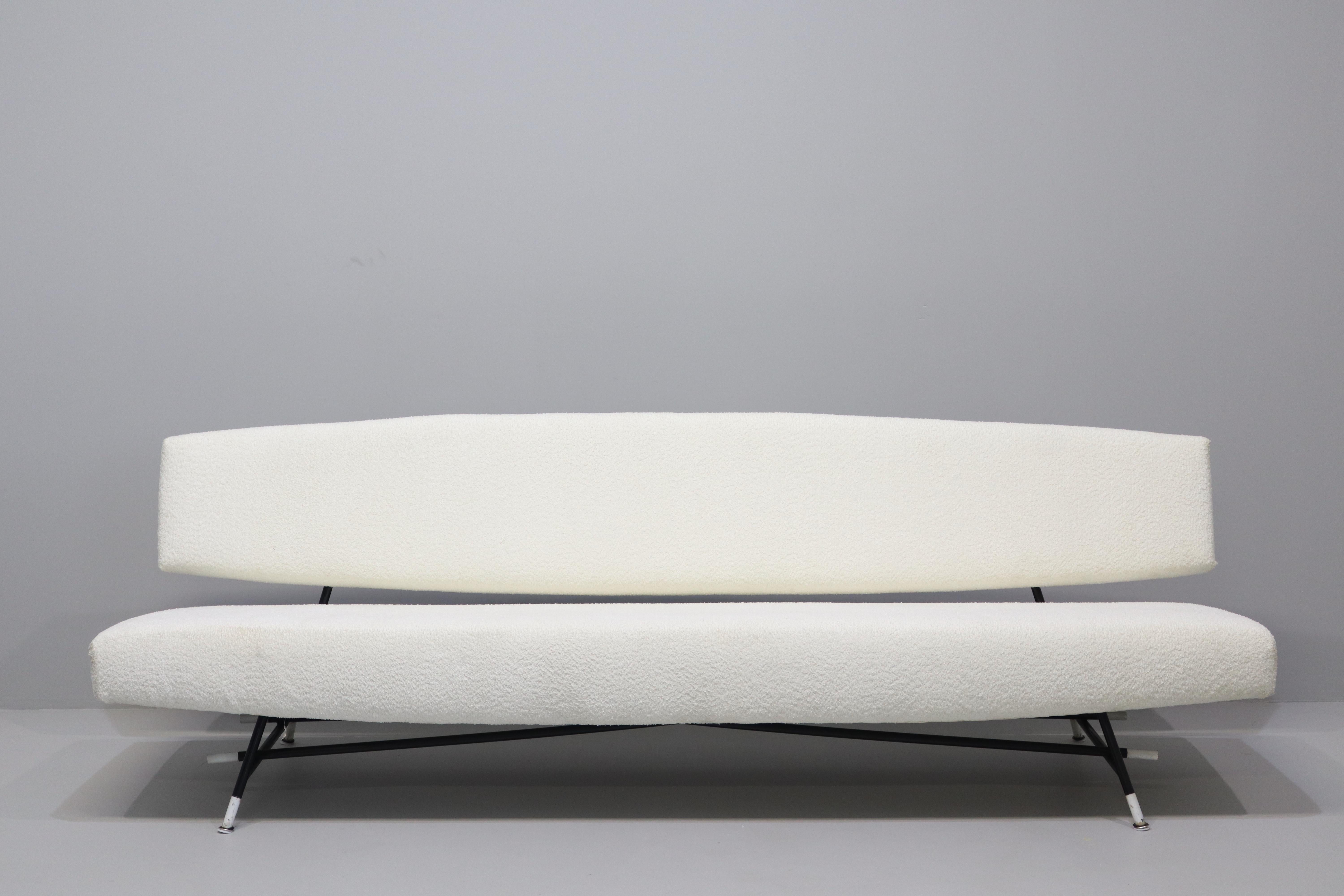 Mid-Century moderno Divano 