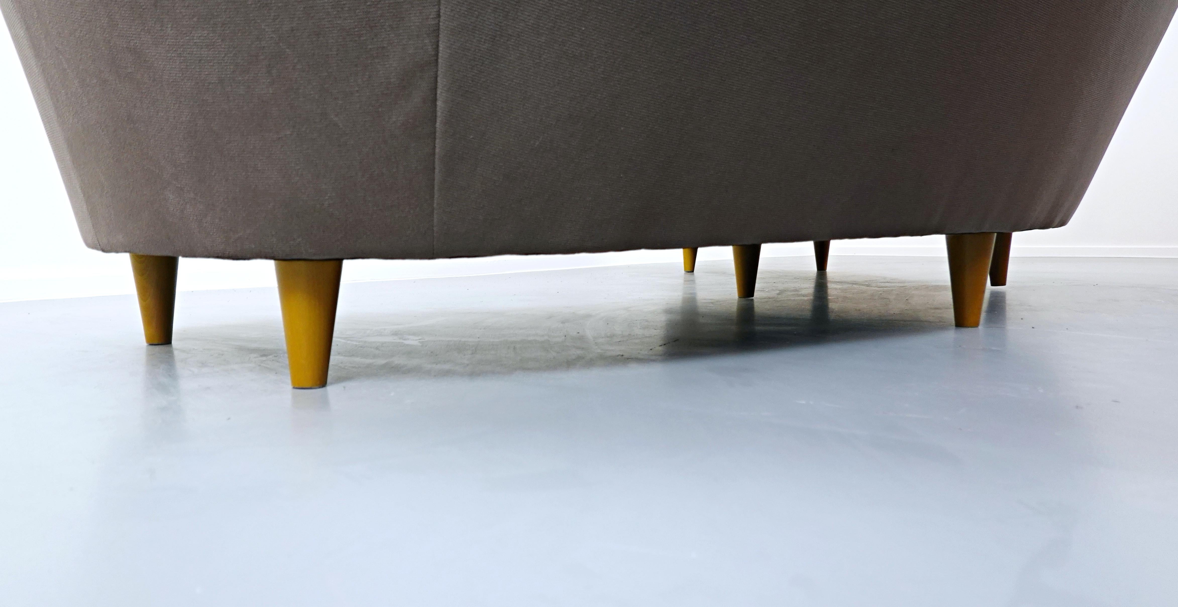 Big Mid-Century Modern Italian Curved Sofa 9