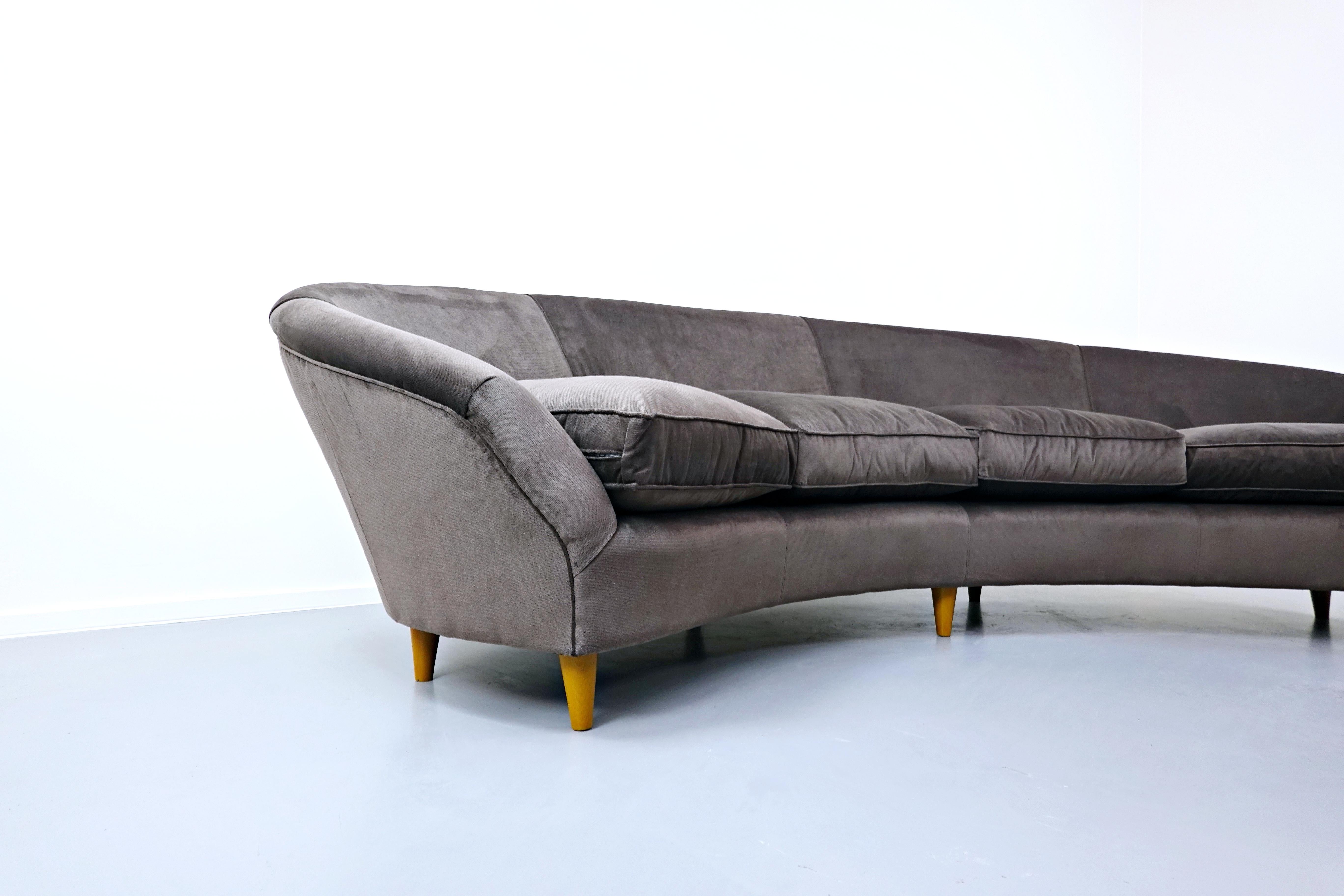 Big Mid-Century Modern Italian Curved Sofa 2