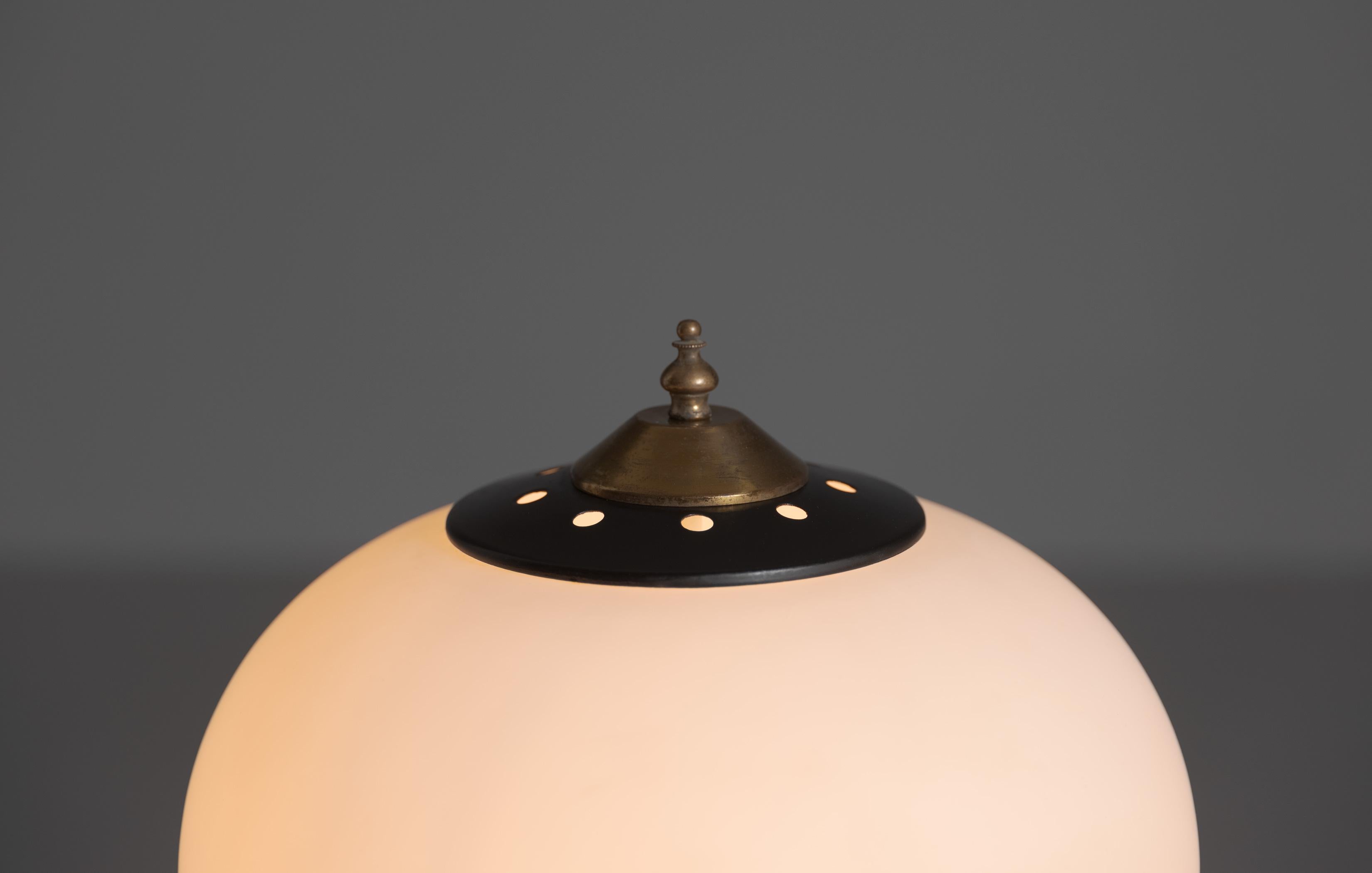 Big Italian Table Lamp in Brass, Opaline Glass and Black Enameled Iron, Italy 2