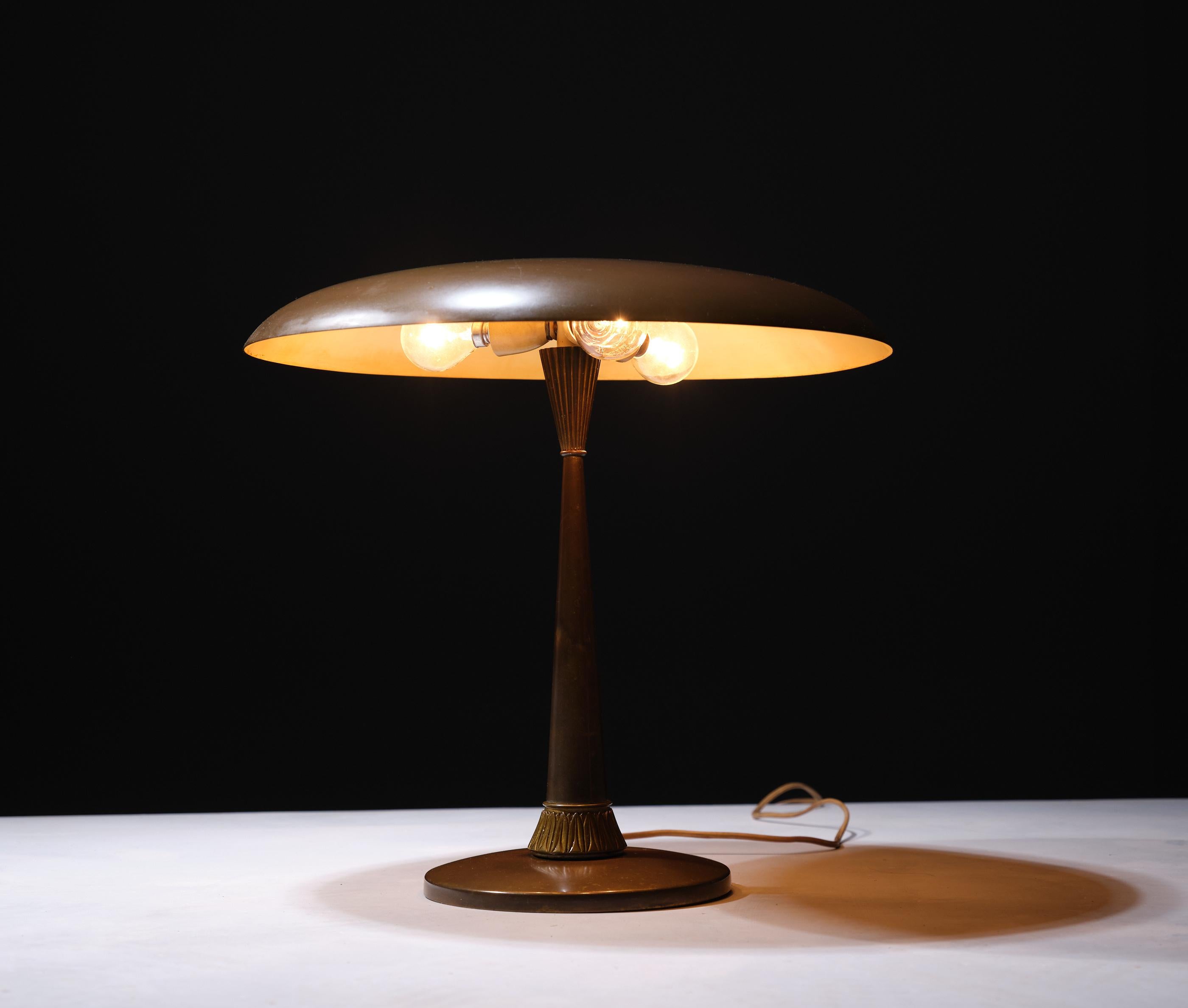 Metal Big Italian Table or Desk Lamp in Brass, 1950s For Sale