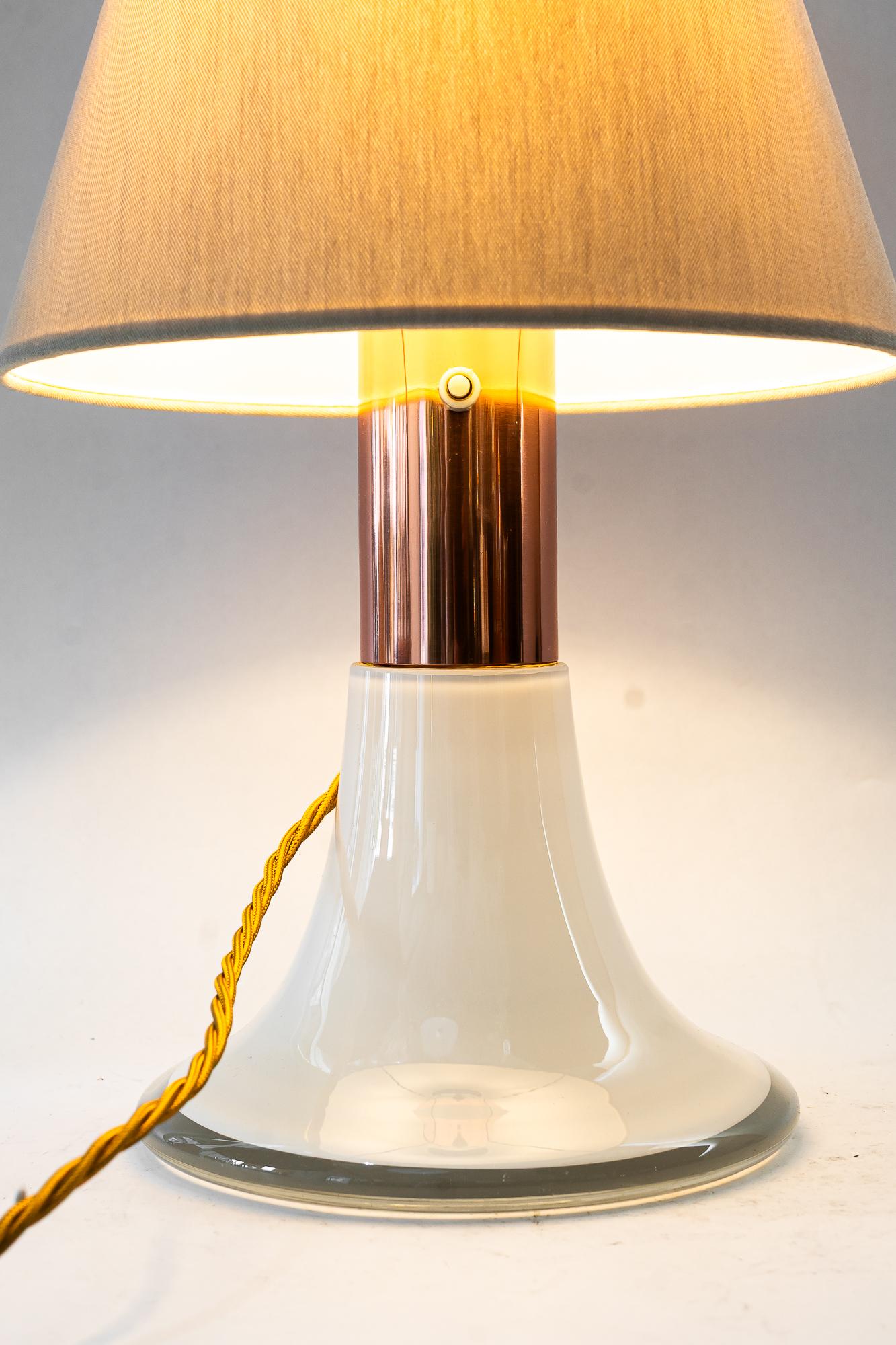 Big Italy Tischlampe aus Glas und Kupfer mit Stoffschirm um 1970 im Angebot 7
