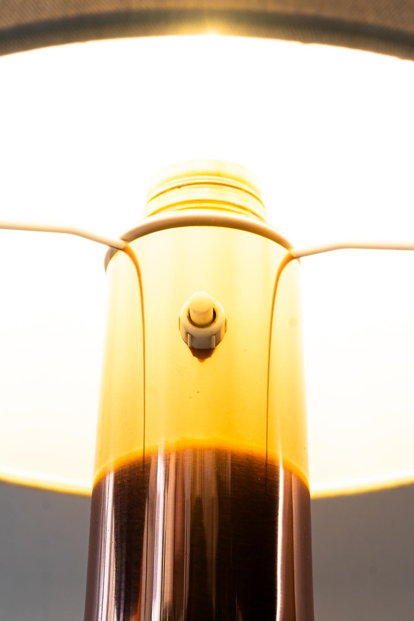 Big Italy Tischlampe aus Glas und Kupfer mit Stoffschirm um 1970 im Angebot 8