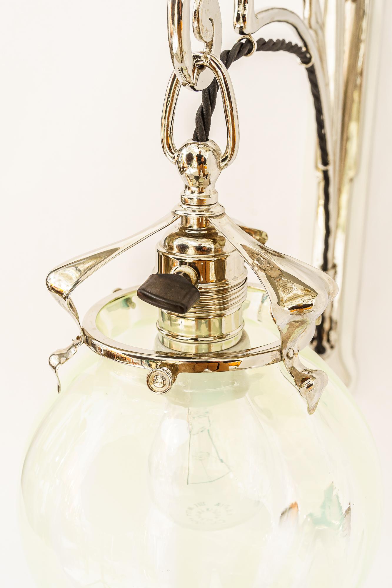 Grande applique Jugendstil avec abat-jour en verre opalin viennoise vers 1910 en vente 6