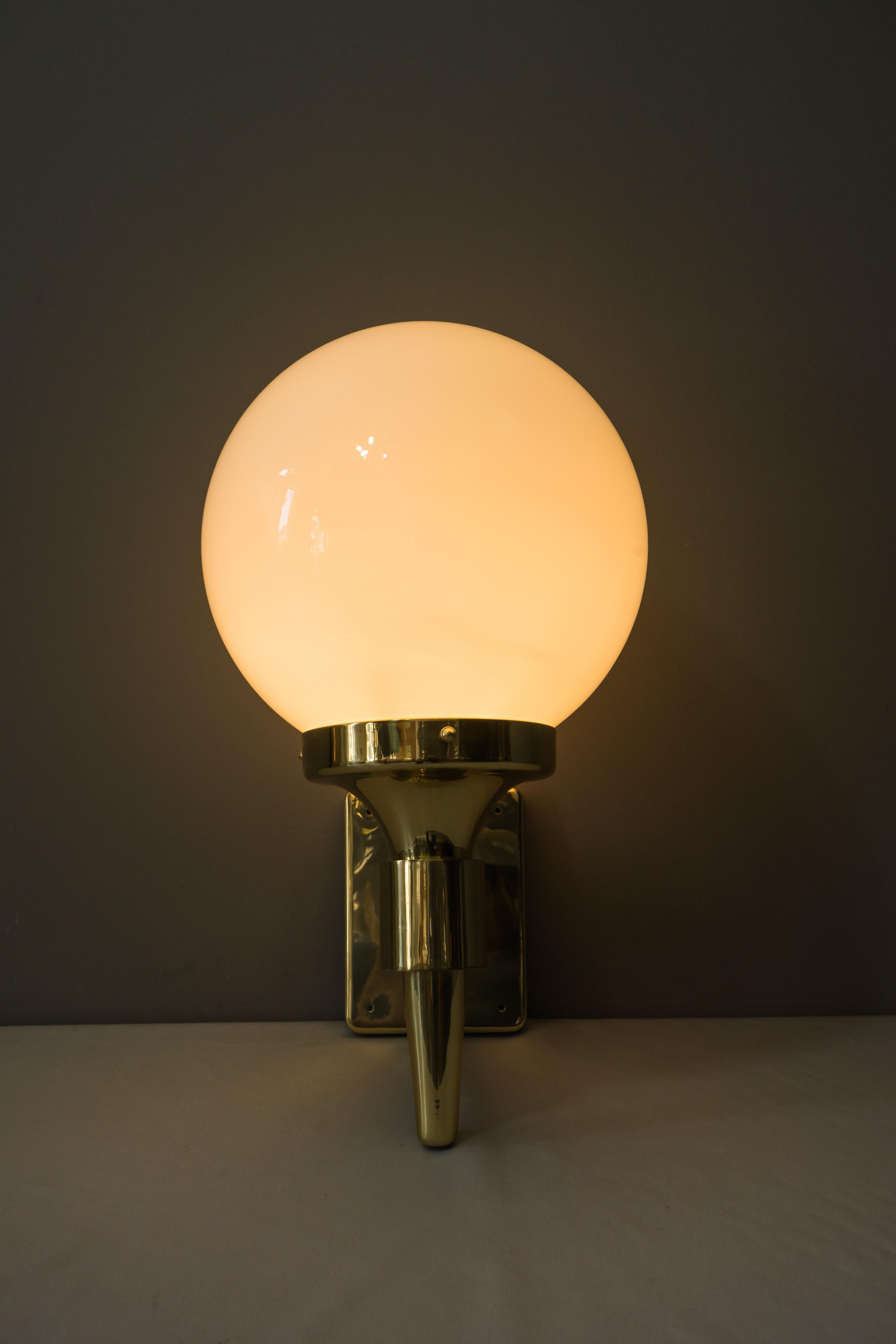 Big Jugendstil Wall Lamp with Original Opal Glass In Good Condition In Wien, AT