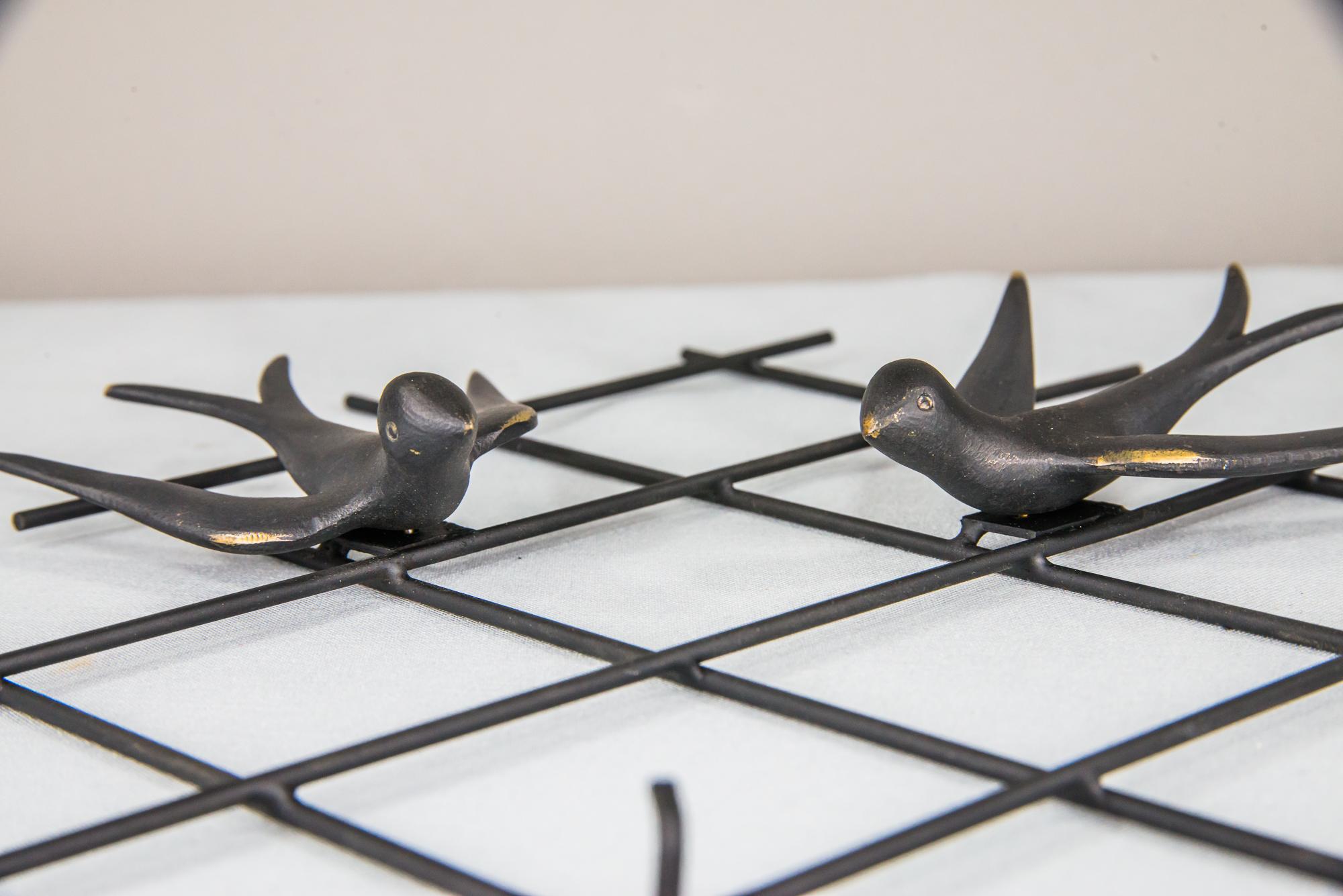 Big Key Holder Gulls Motiv circa 1950s by Walter Bosse In Good Condition For Sale In Wien, AT