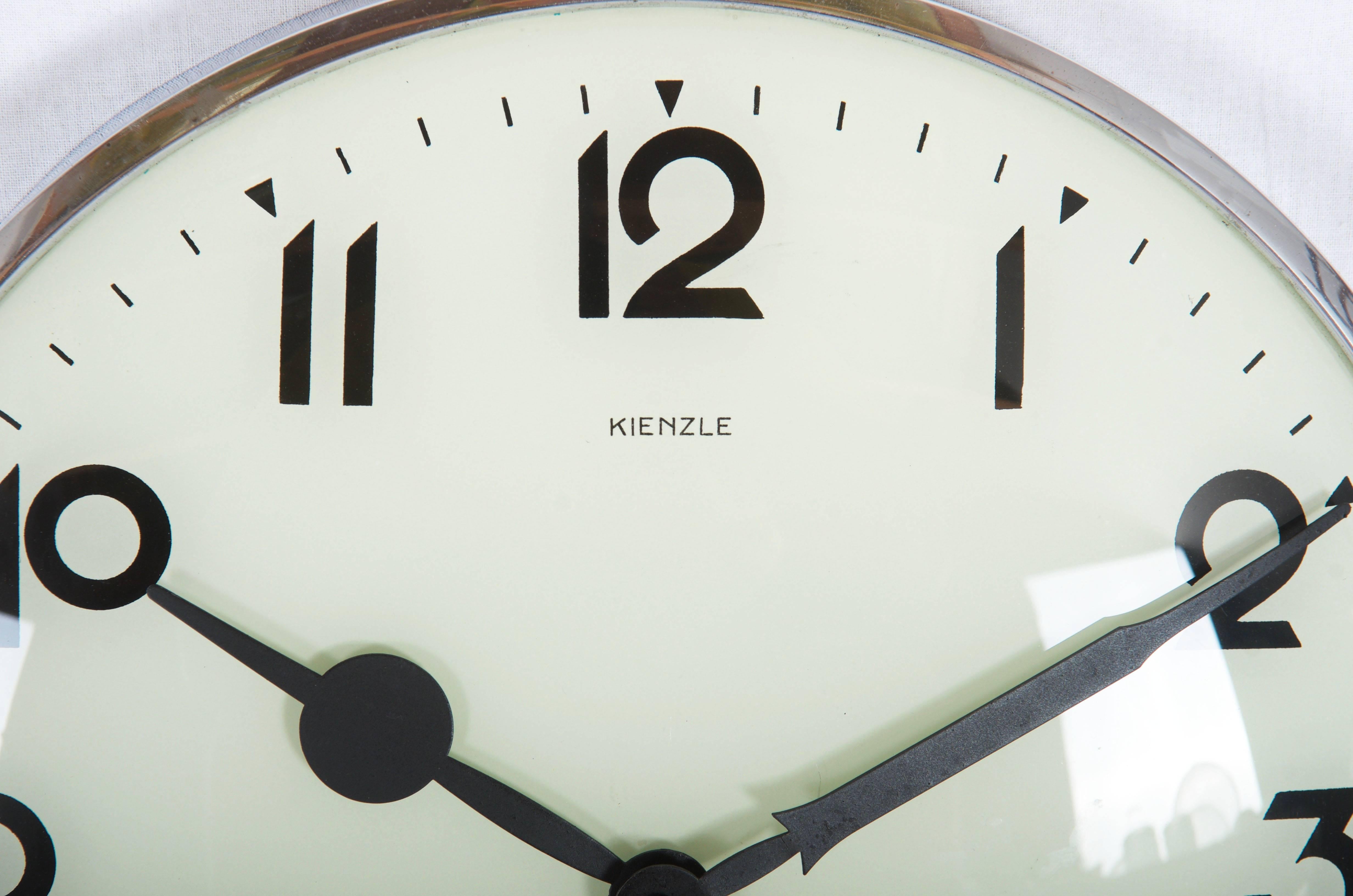 Steel frame with glass clock face made by Kienzle in the 1930s.
Rebuilt to electric movement with one AAA-battery.
Delivery time 2-3 weeks.