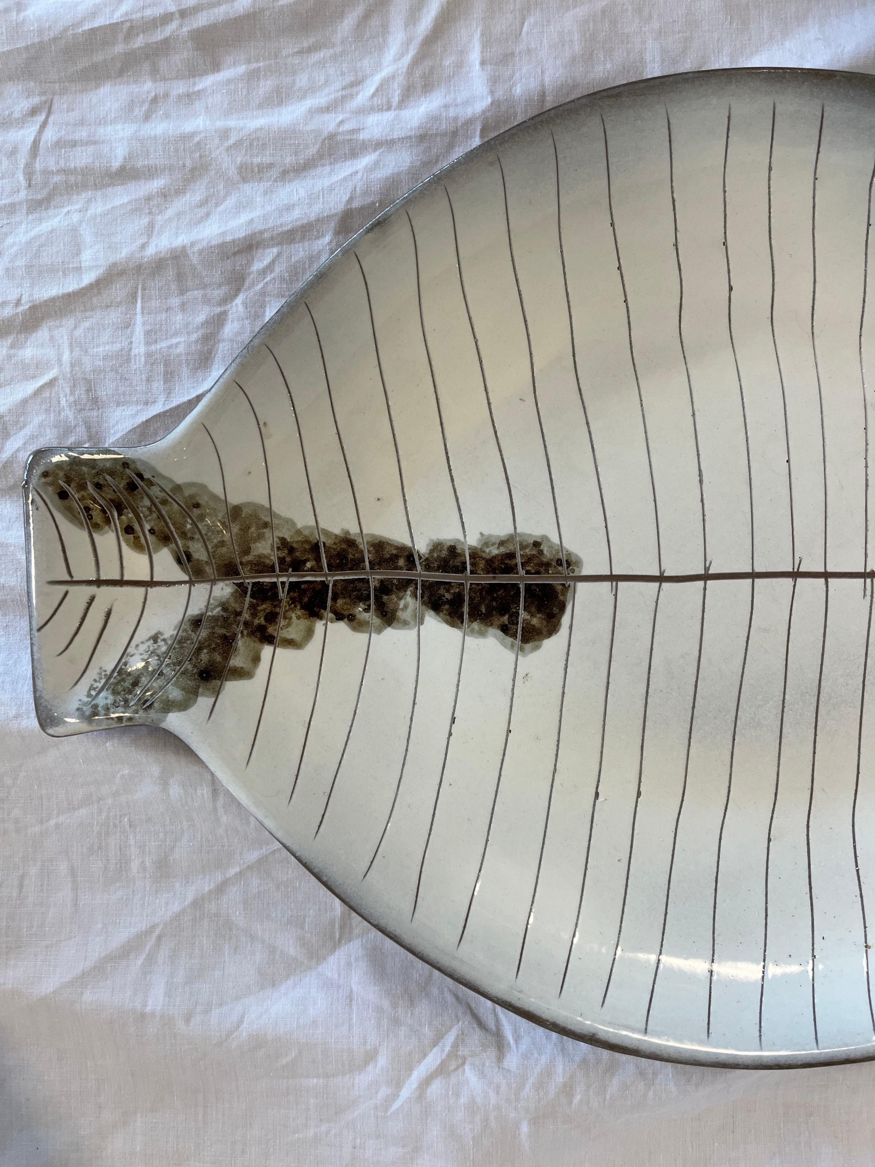 20th Century Big Lagardo Tackett Ken Fujita Mid-Century Modern Ceramic Fish Plate Sculpture