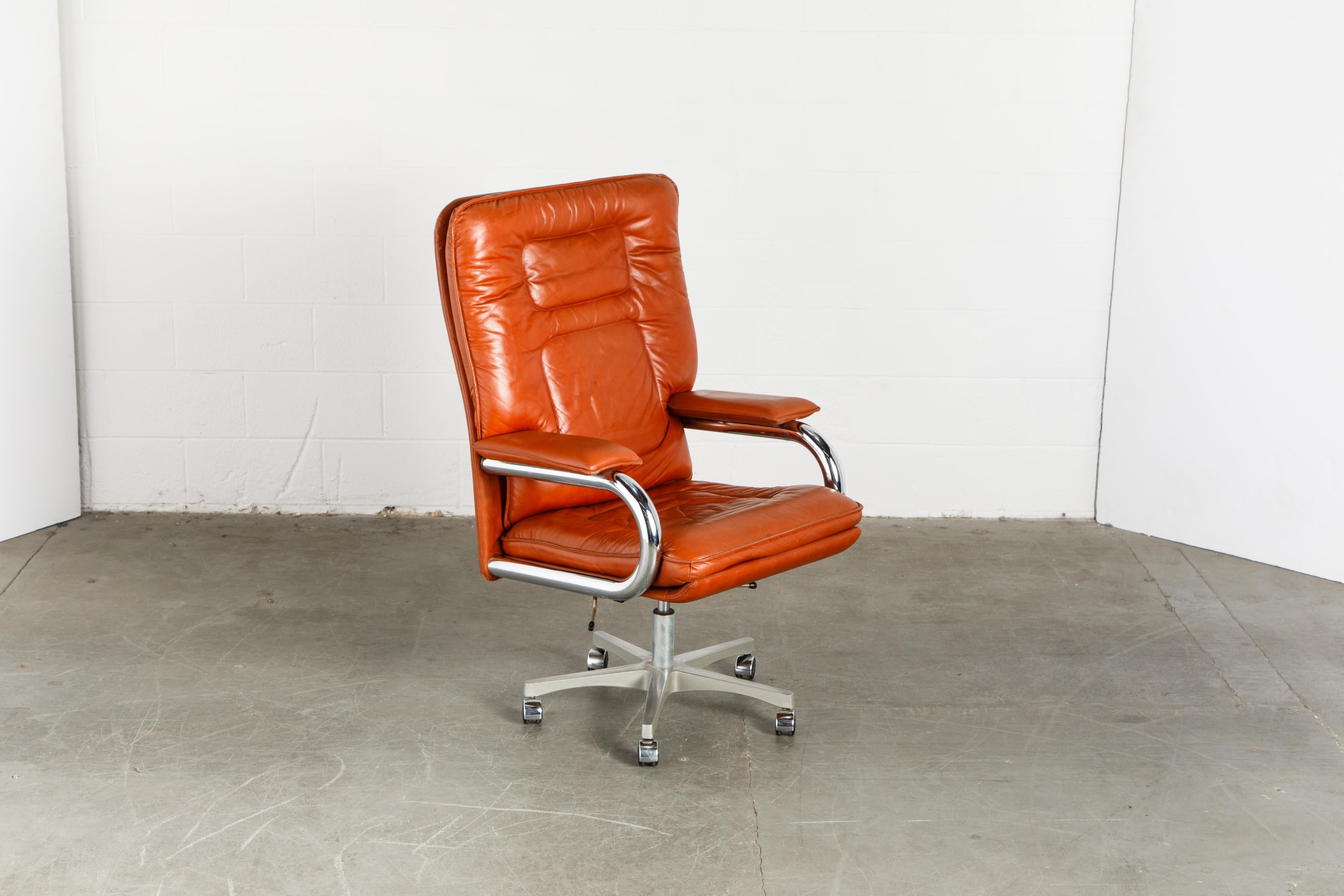 'Big' Leather Executive Desk Chair by Guido Faleschini for i4Mariani, circa 1979 In Good Condition In Los Angeles, CA