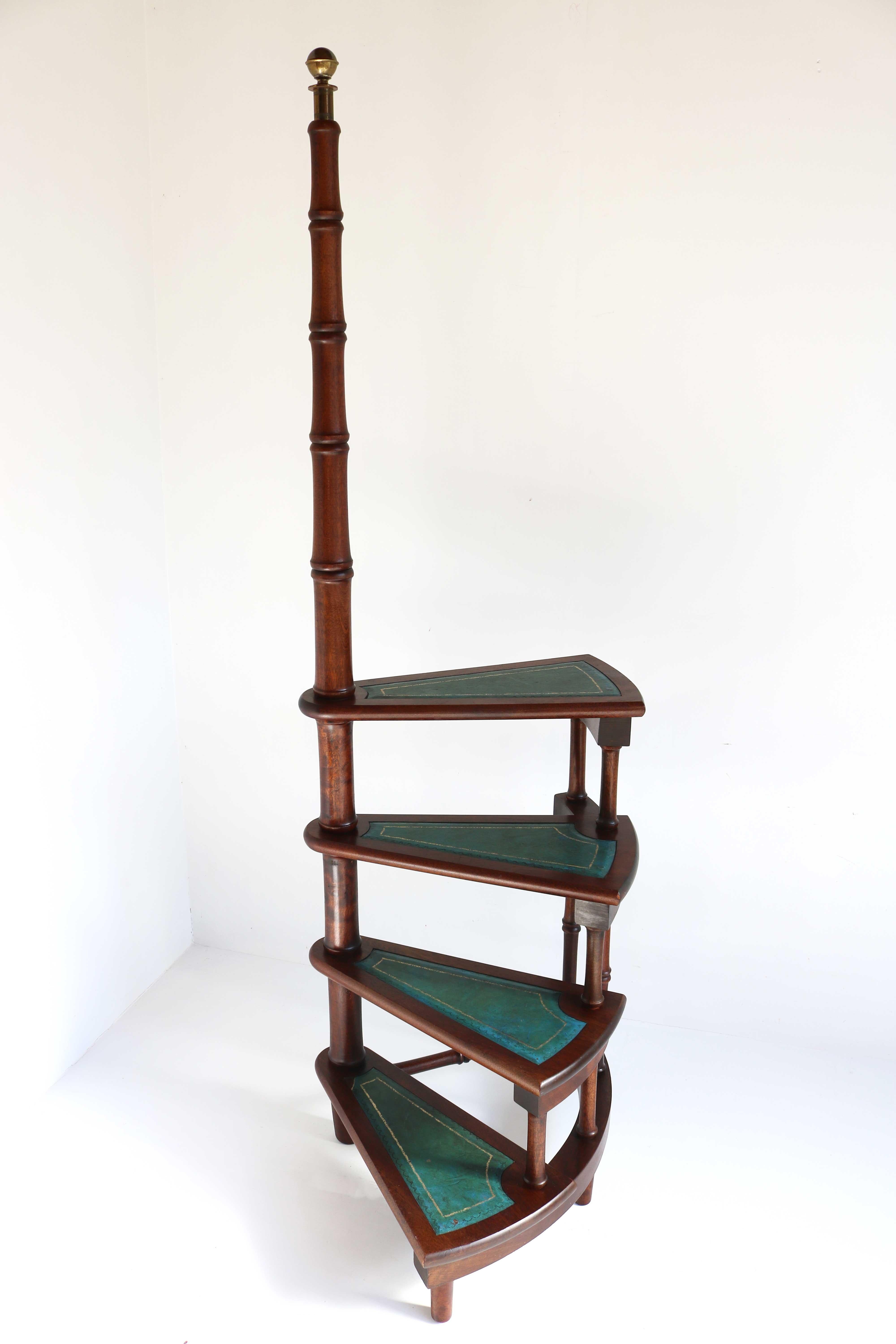 Italian Big Library Stairs Mid-20th Century Library Steps Ladder Carved Wood Leather For Sale