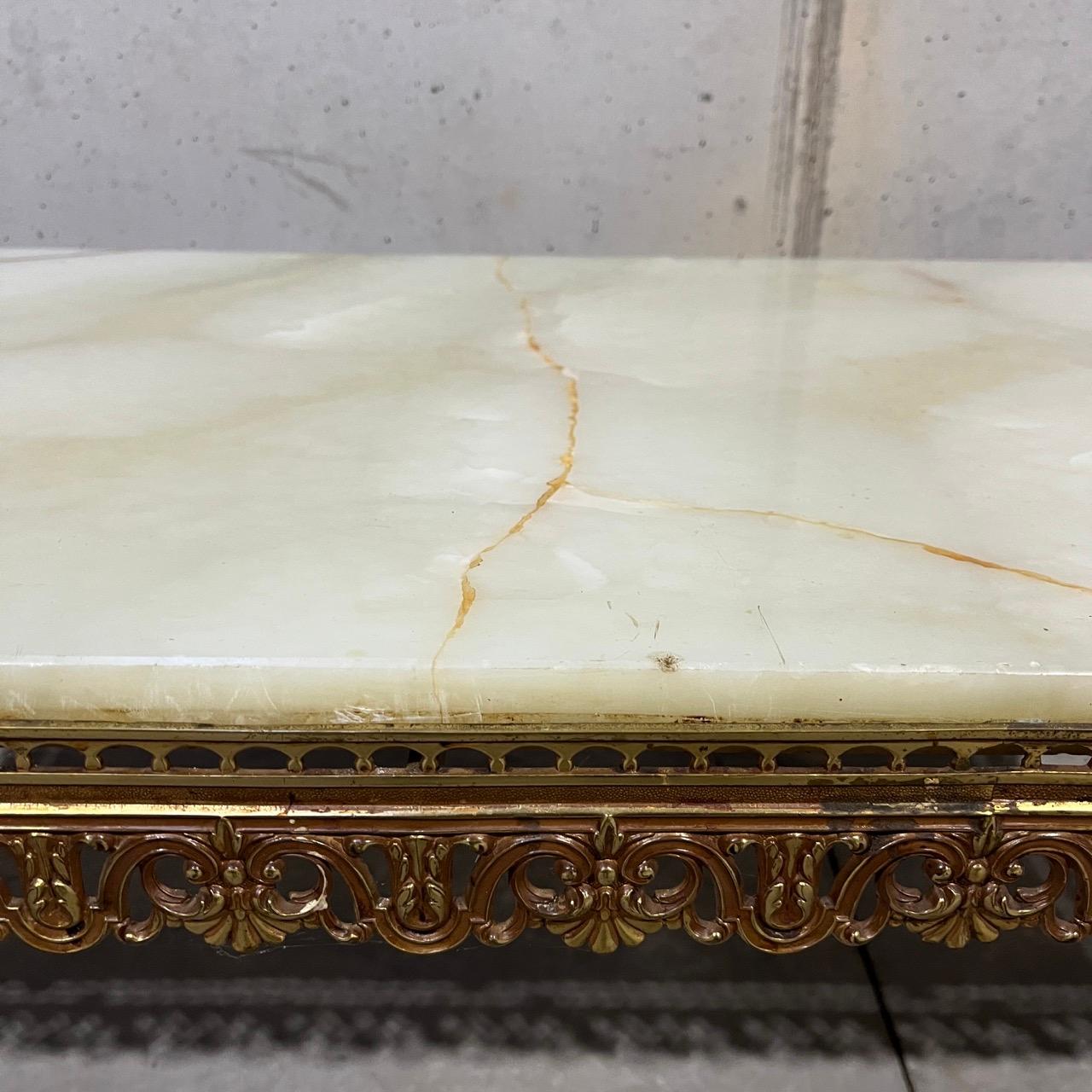 Grandes tables de salon en laiton et marbre  Italie, milieu du siècle en vente 6
