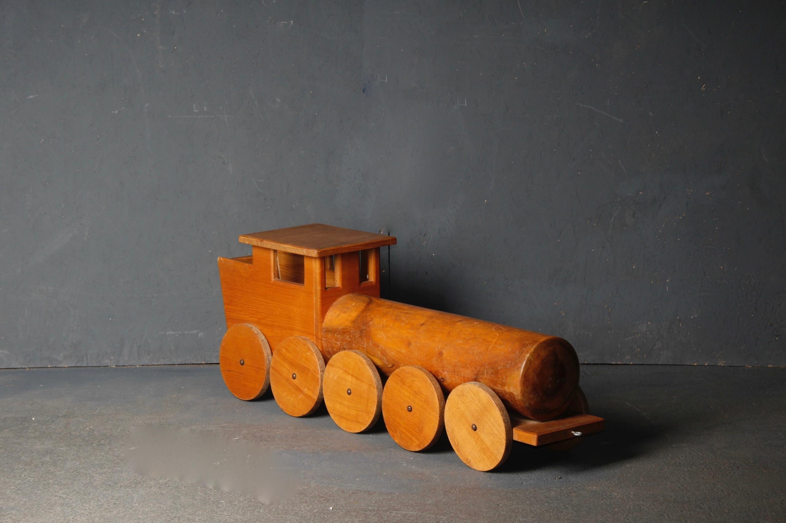 Bigli Lokomotive aus Massivholz Spielzeug 