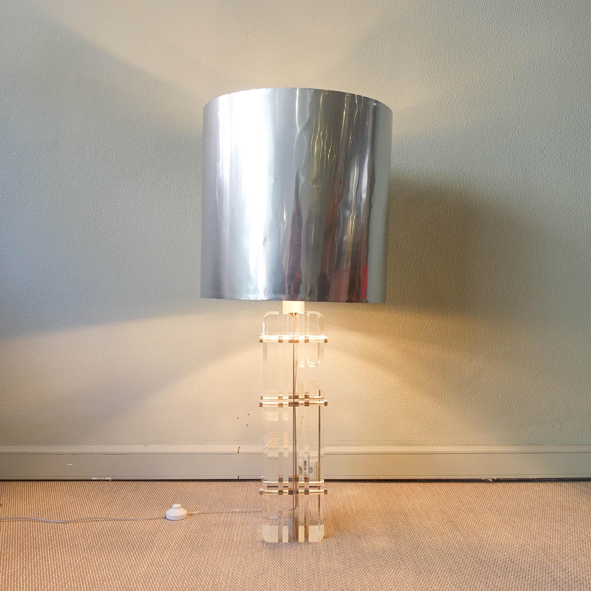 Late 20th Century Big Lucite and Polished Aluminum Table / Floor Lamp by Willy Rizzo for Noel B.C