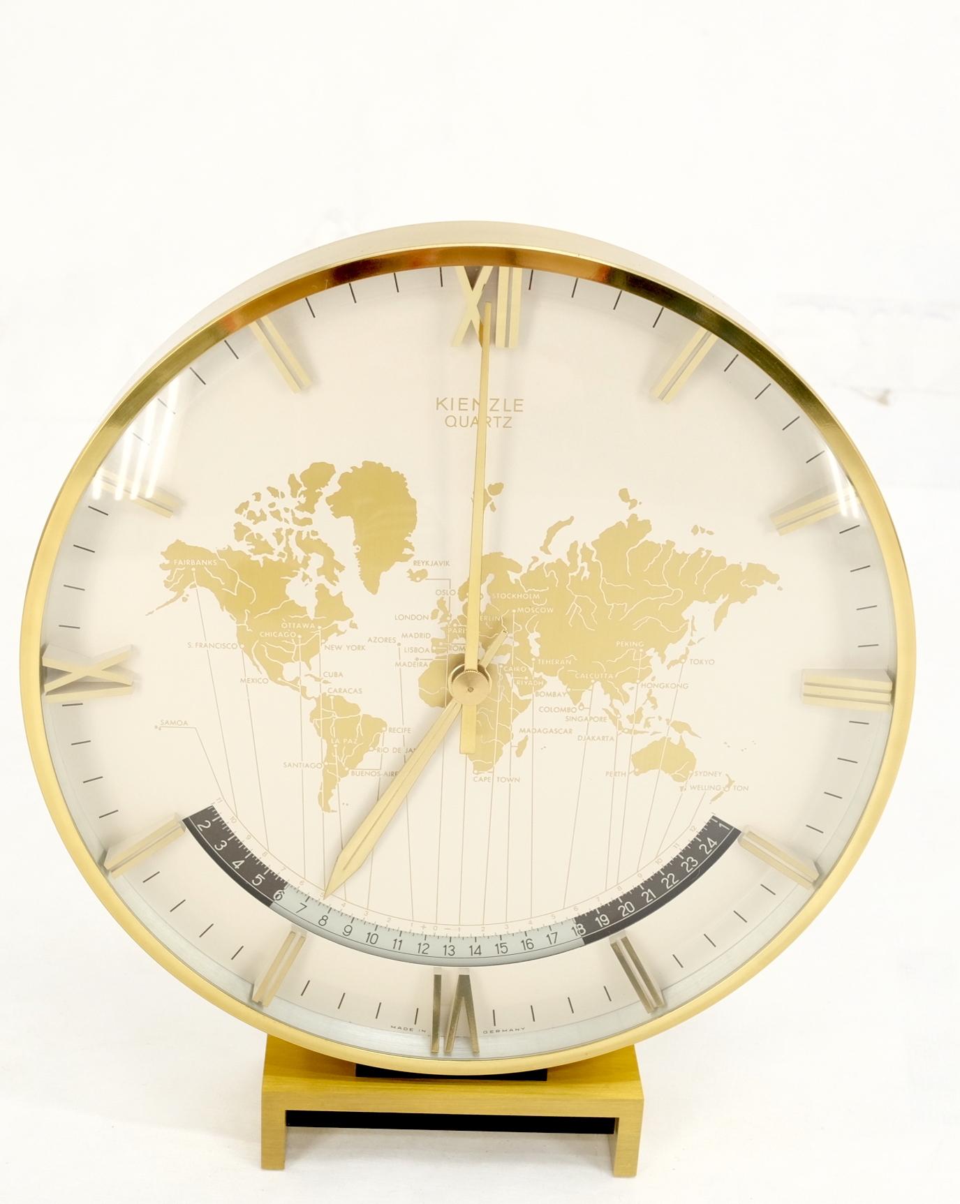 Big Machined Brass Kienzle Modernist Table World Time Zone Clock 1960 For Sale 10