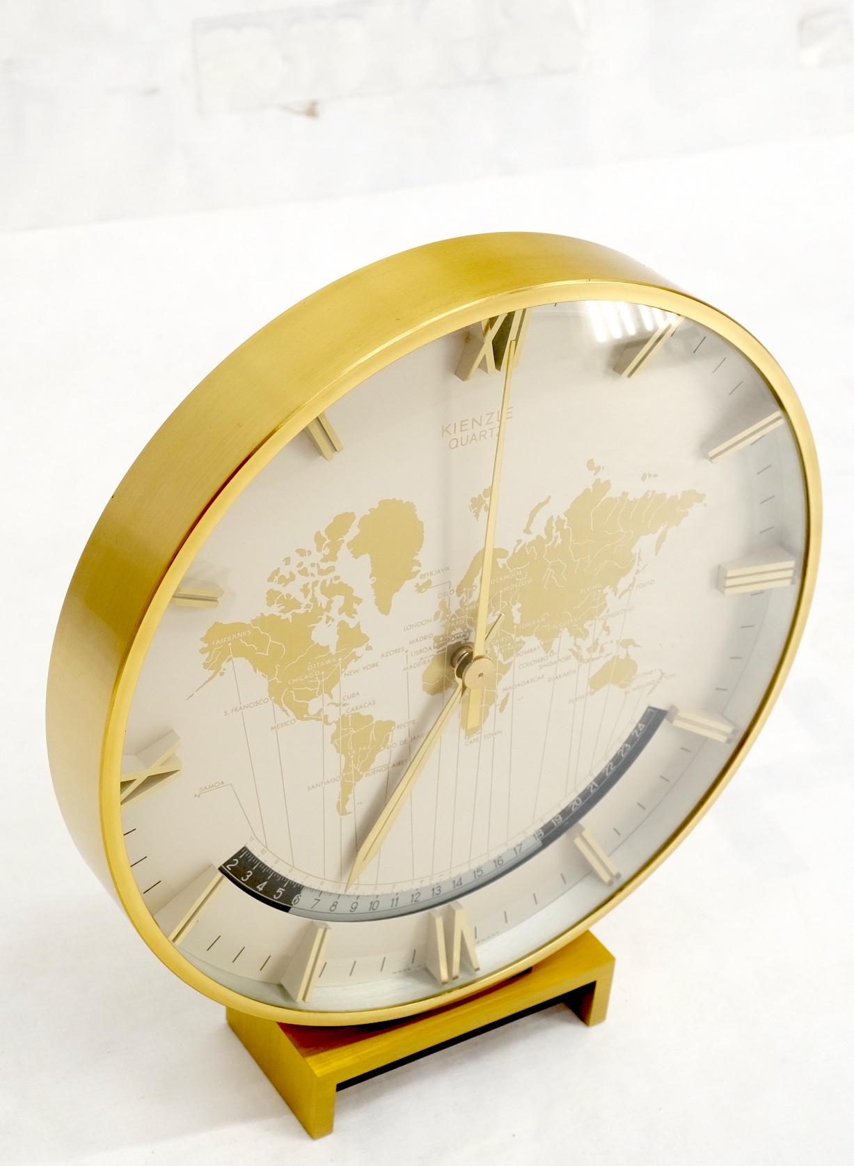 Big Machined Brass Kienzle Modernist Table World Time Zone Clock 1960 For Sale 11