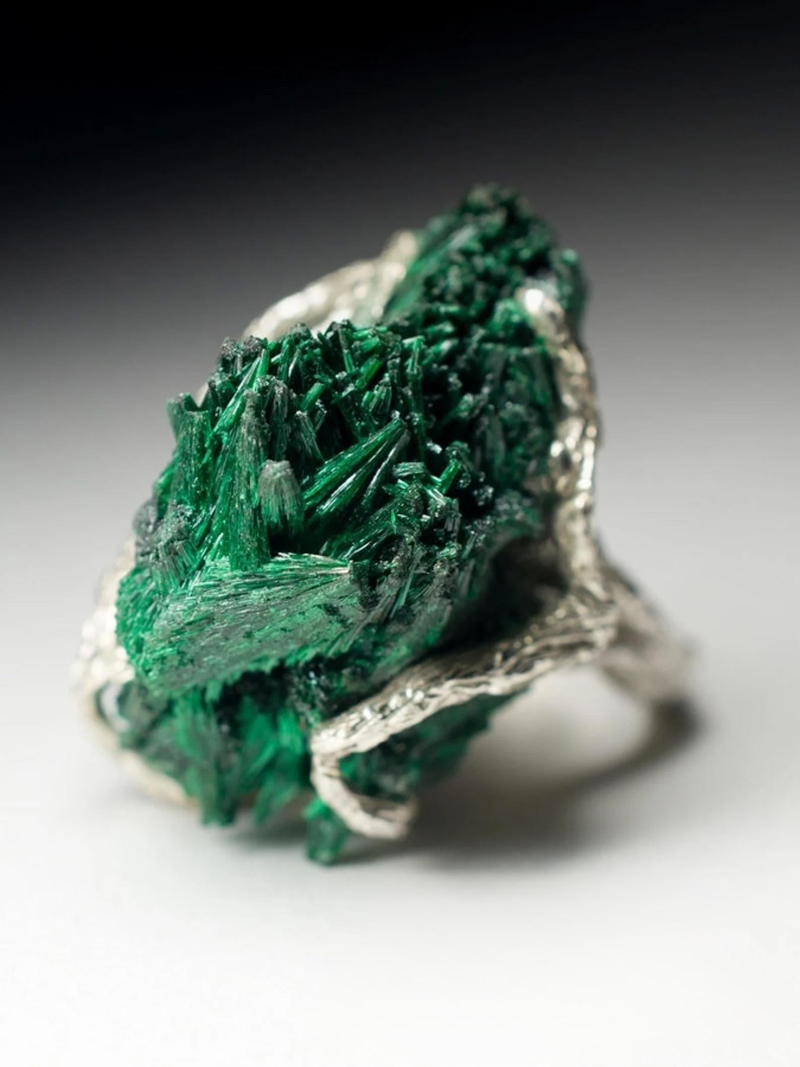 Silver ring with natural fibrous Malachite 
gemstone origin - Congo
stone weight - 45.7 carats
ring weight - 15.42 grams
ring size - 7.5 US 
gems size is 0.55 x 0.79 x 1.1 in / 14 х 20 х 28 mm