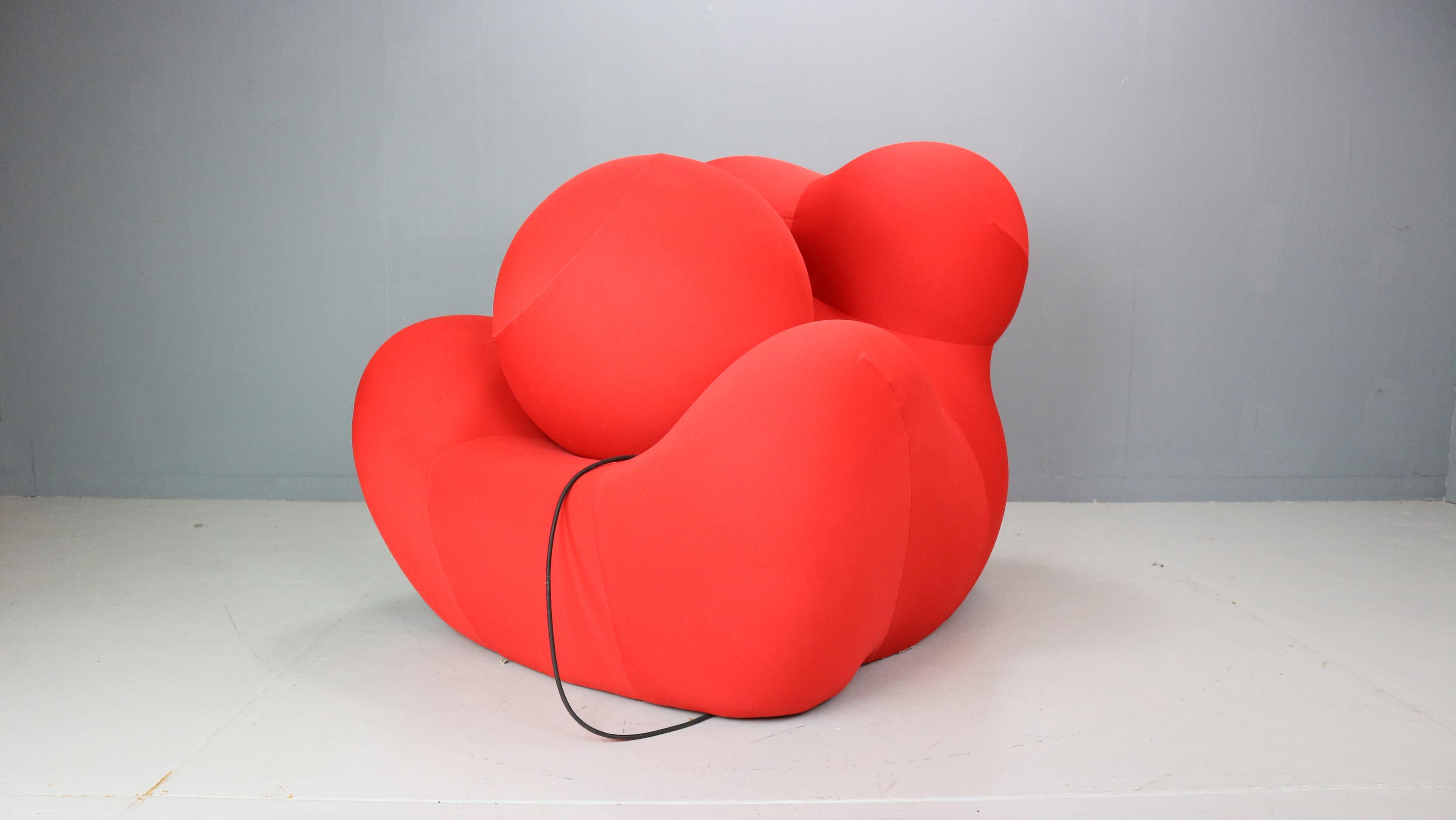 Iconic lounge chair + ottoman, model up 5+6 or donna or la mama, designed in 1969 by gaetano pesce for b&b italia.
The chair is marked underneath with the original b&b label.
This model, part of the up series consisting of 7 different models, was