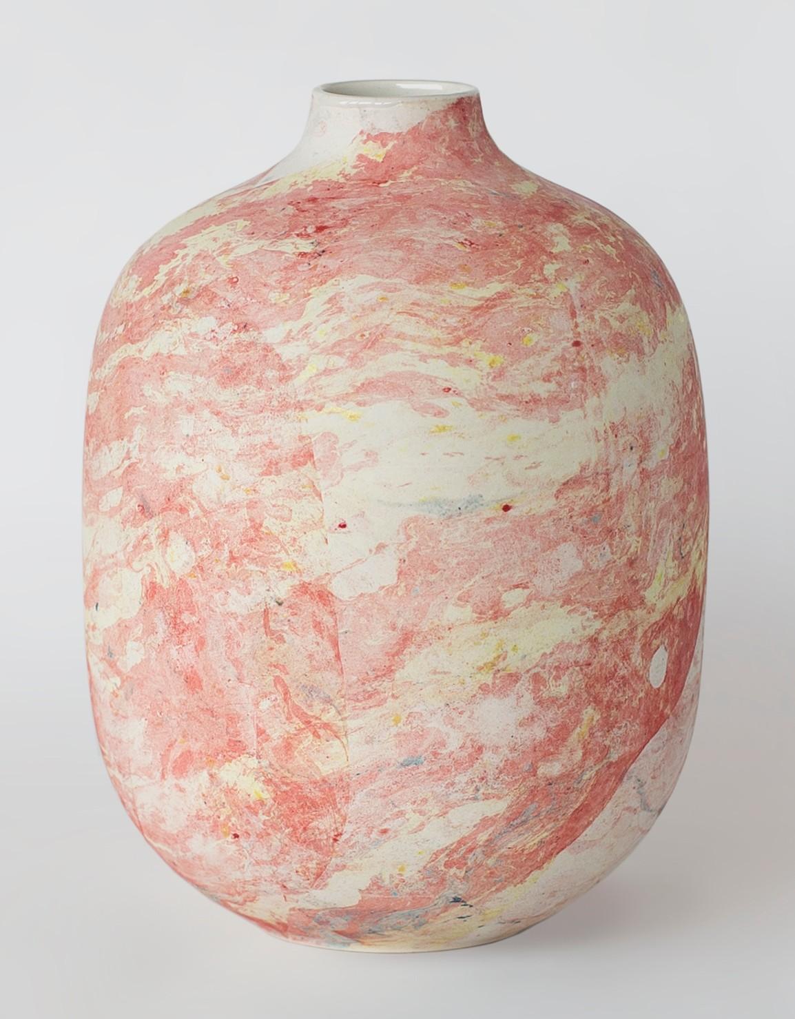 Big Marble Vase by Veronika Švábeníková In New Condition In Geneve, CH