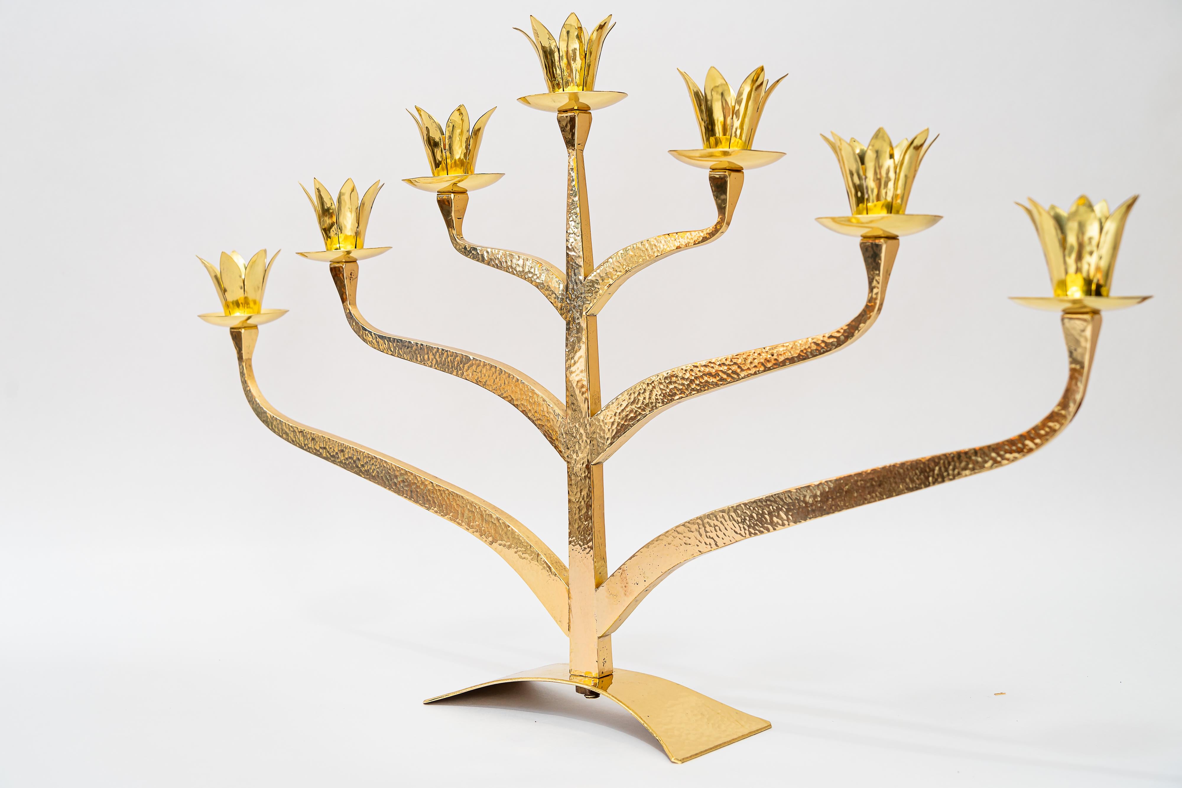 Big, Massive and Hammered jewish candelabra for 7 candles In Good Condition For Sale In Wien, AT