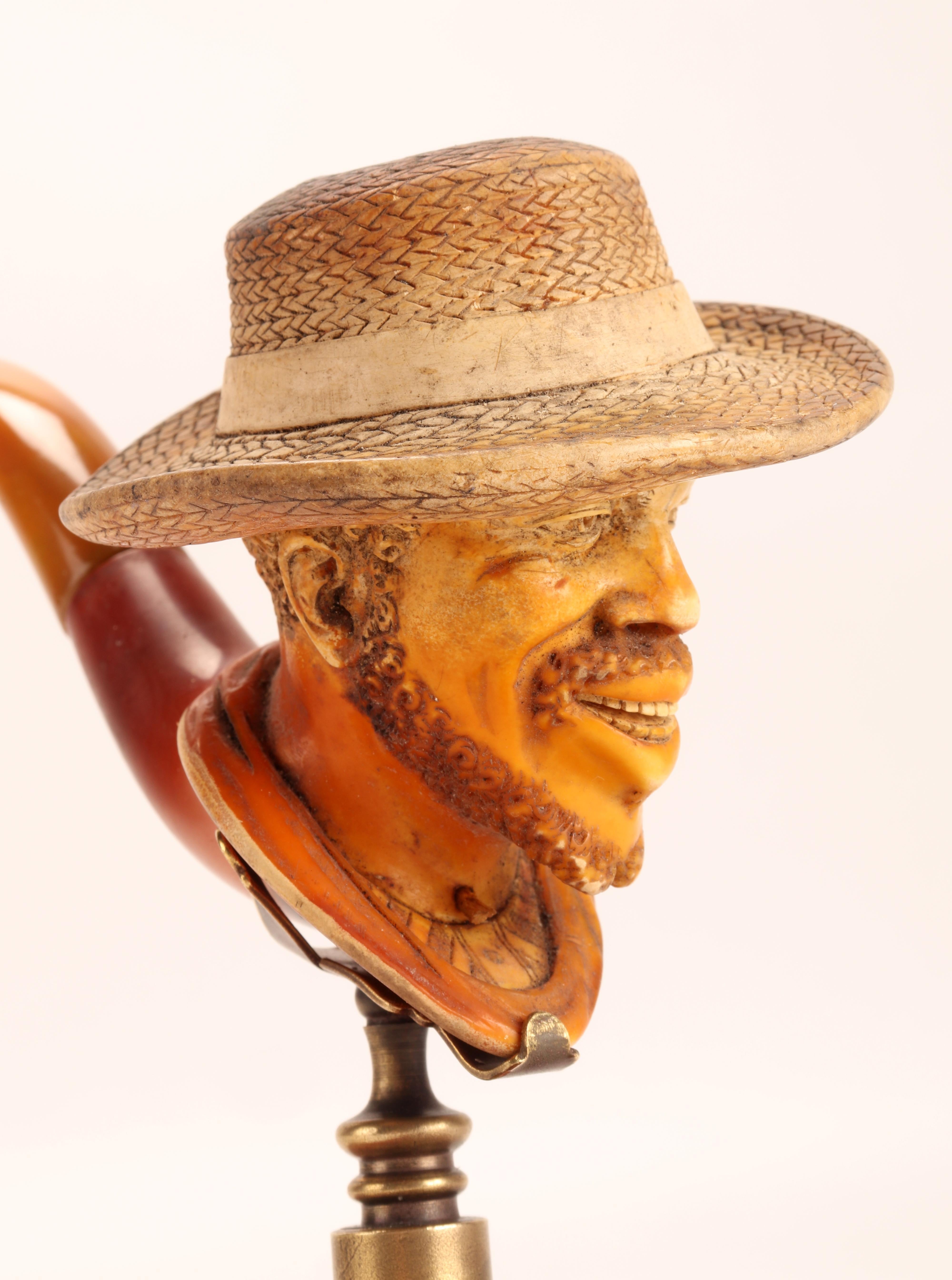 Austrian Big Meershaum Pipe Depicting a Man’s Head with a Hat, Vienna 1880 For Sale