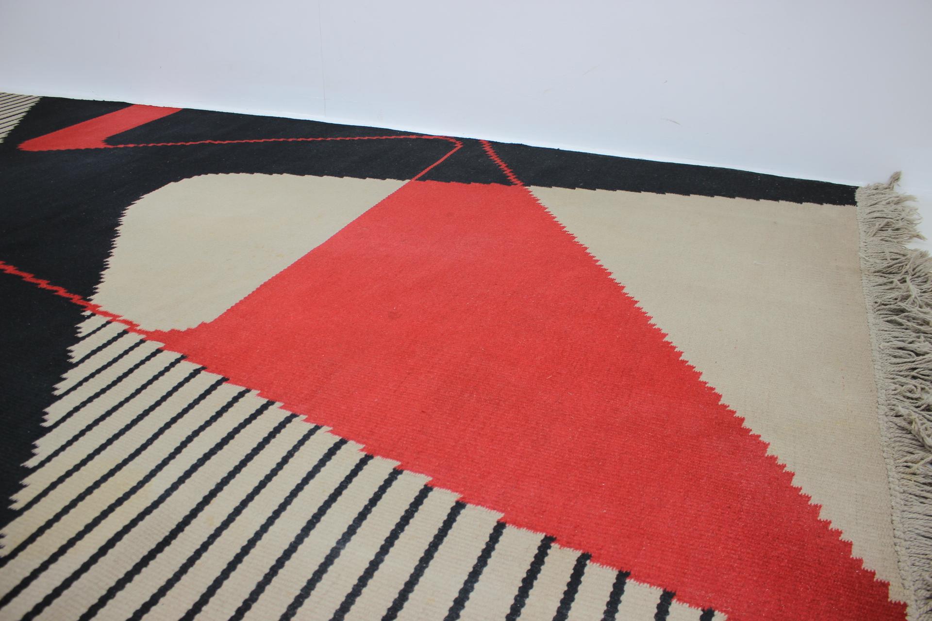 Big Midcentury Kilim Abstract Wool Design Geometric Rug / Carpet, 1960s For Sale 2