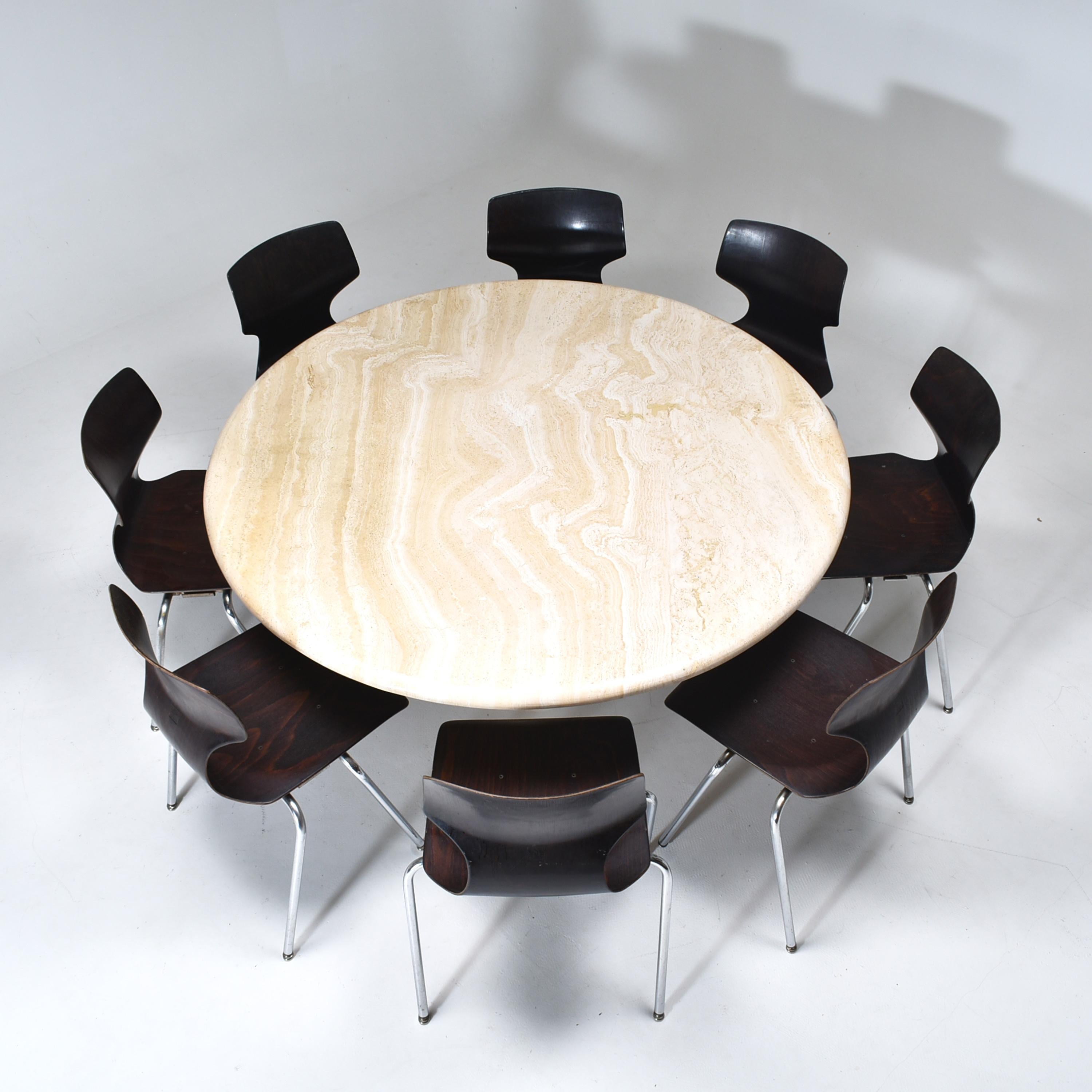 Round Cream Travertine Pedestal Dining Table, Angelo Mangiarotti Style, Italy 1