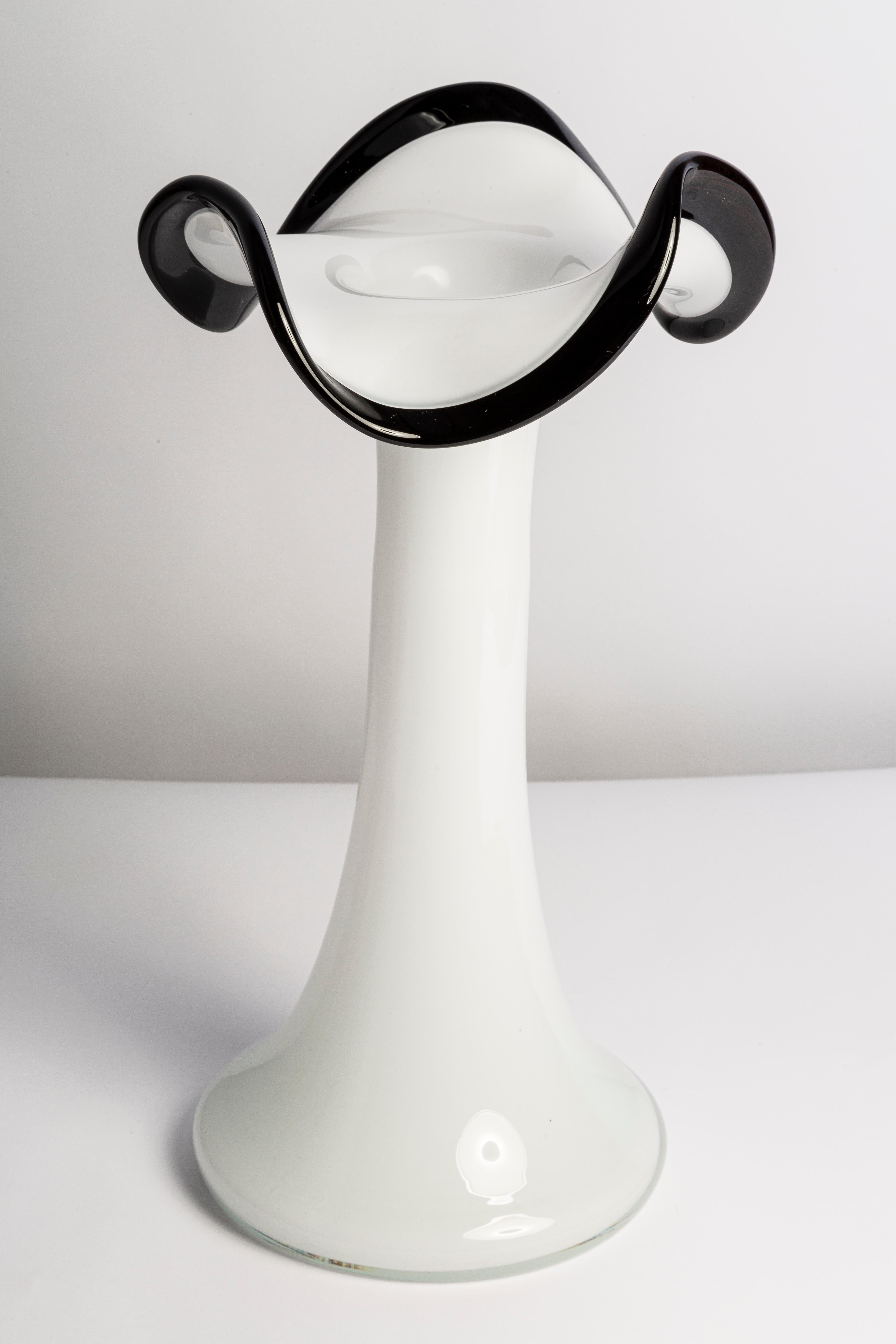 Mid-Century Modern Big Mid Century Vintage Black and White Vase, Italy, 1960s For Sale