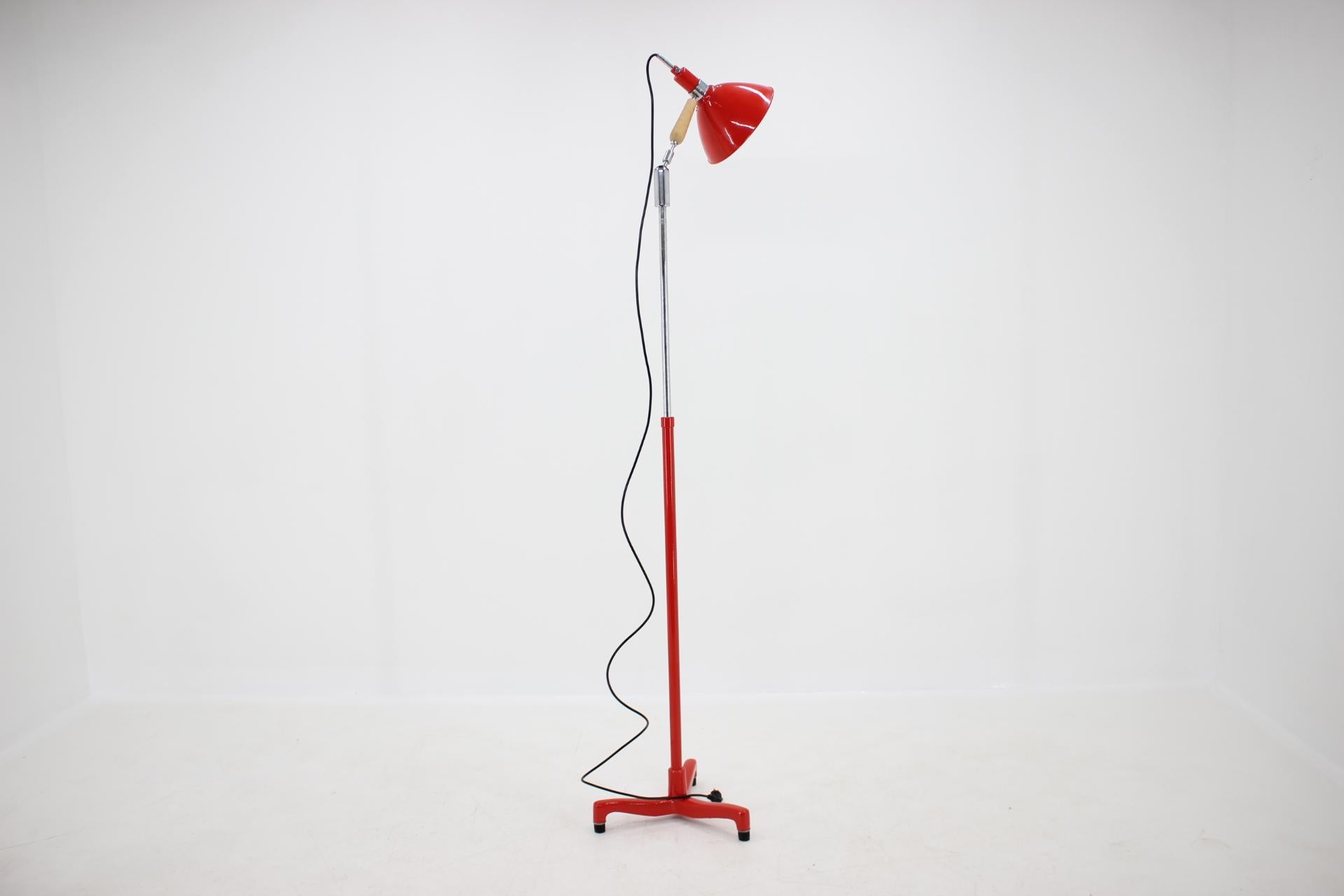 Mid-Century Modern Big Midcentury Adjustable Industrial Style Floor Lamp, 1950s For Sale