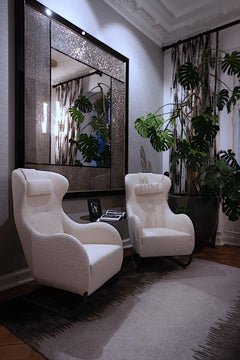 Big Mirror with Cracked Glass and Piano Black/Silver Frame, Available Now