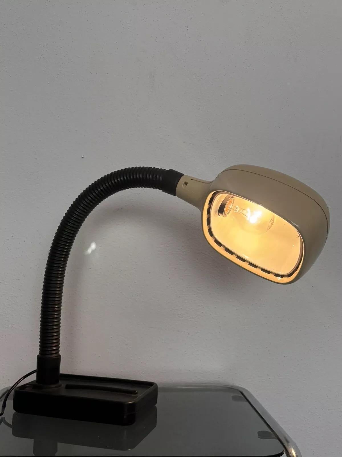 Big Model 144 Studio Lamp by Neolt, Italy 80s In Good Condition For Sale In Taranto, IT