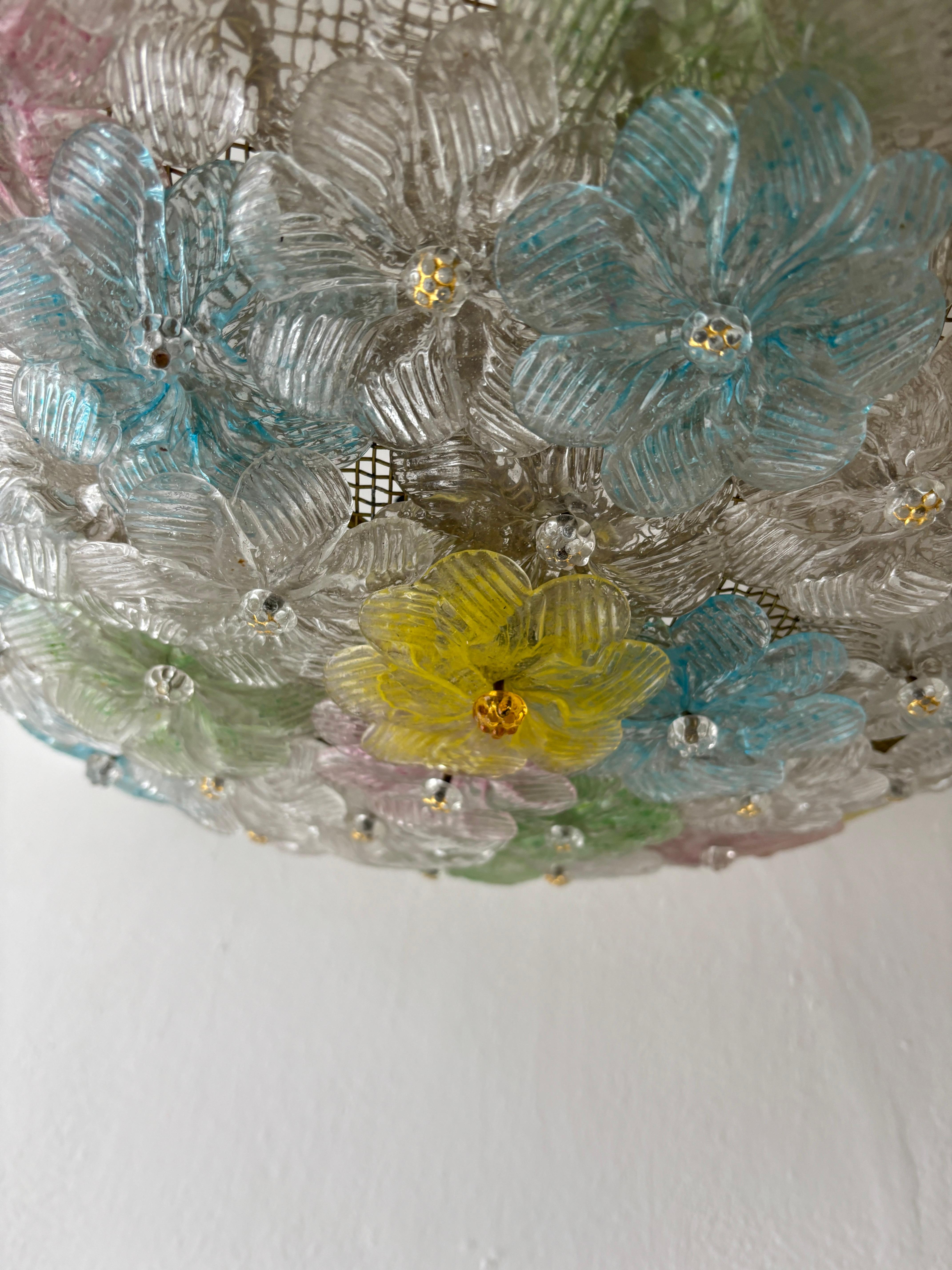 Big Multicolor Barovier & Toso Midcentury Murano Flowers Flush Mount Chandelier  For Sale 2