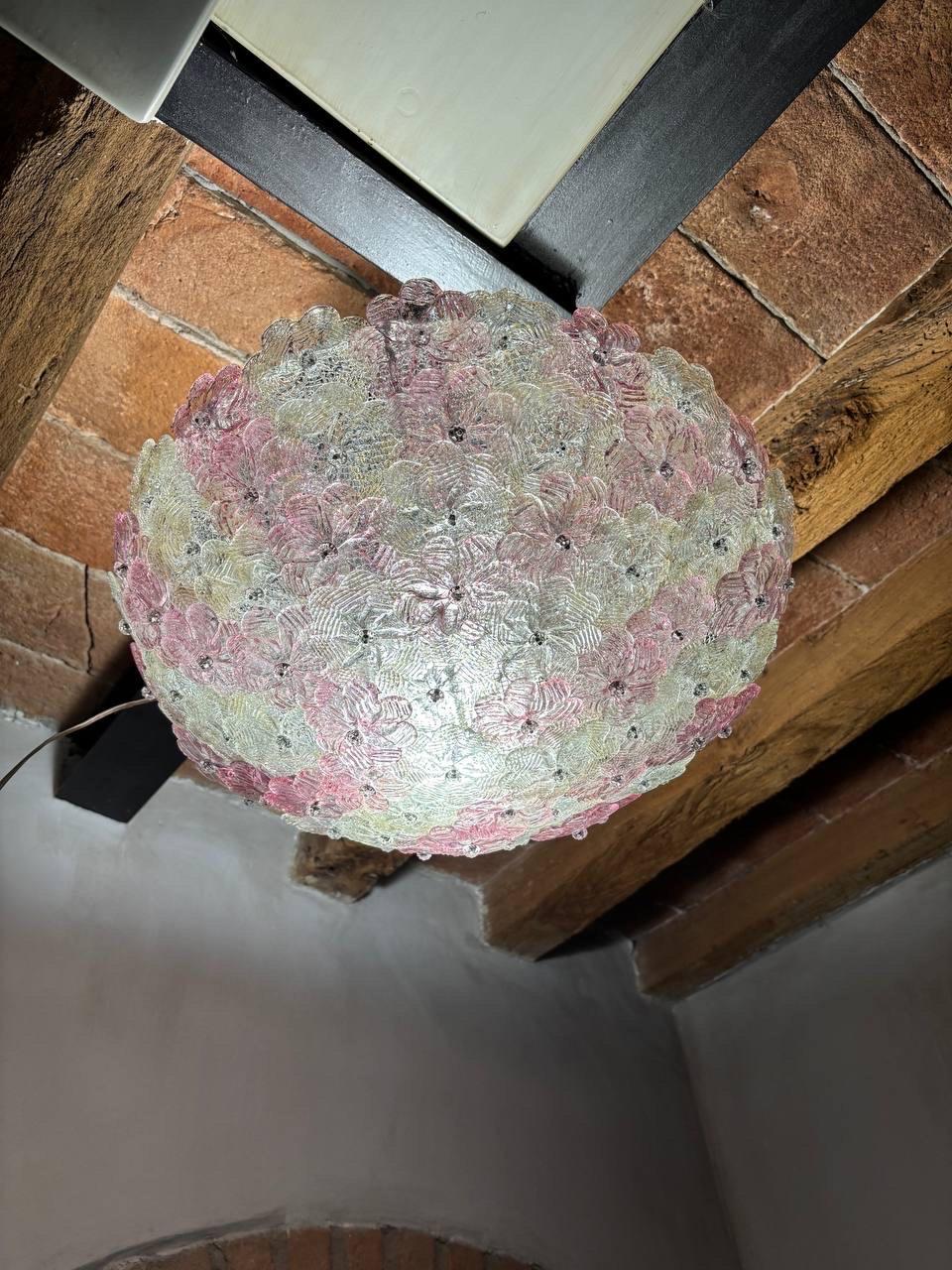 Big Multicolor Barovier & Toso Murano Pink Flowers RARE Glass Canopy Chandelier For Sale 3