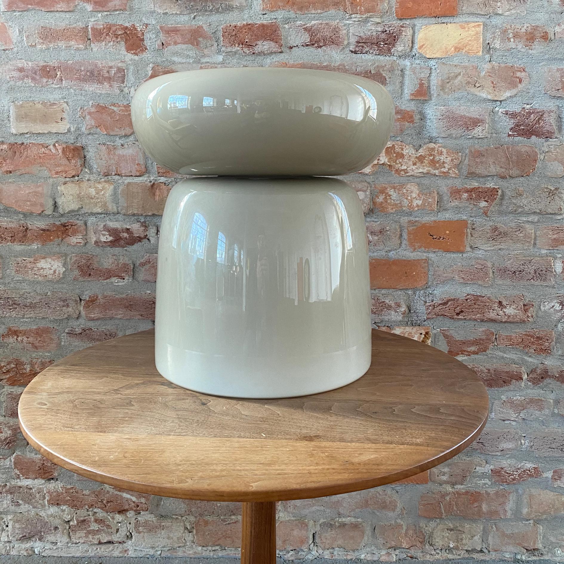 Big Murano Glass Beige Floor or Table Lamp Attributed to Venini, Italy 1960s For Sale 1