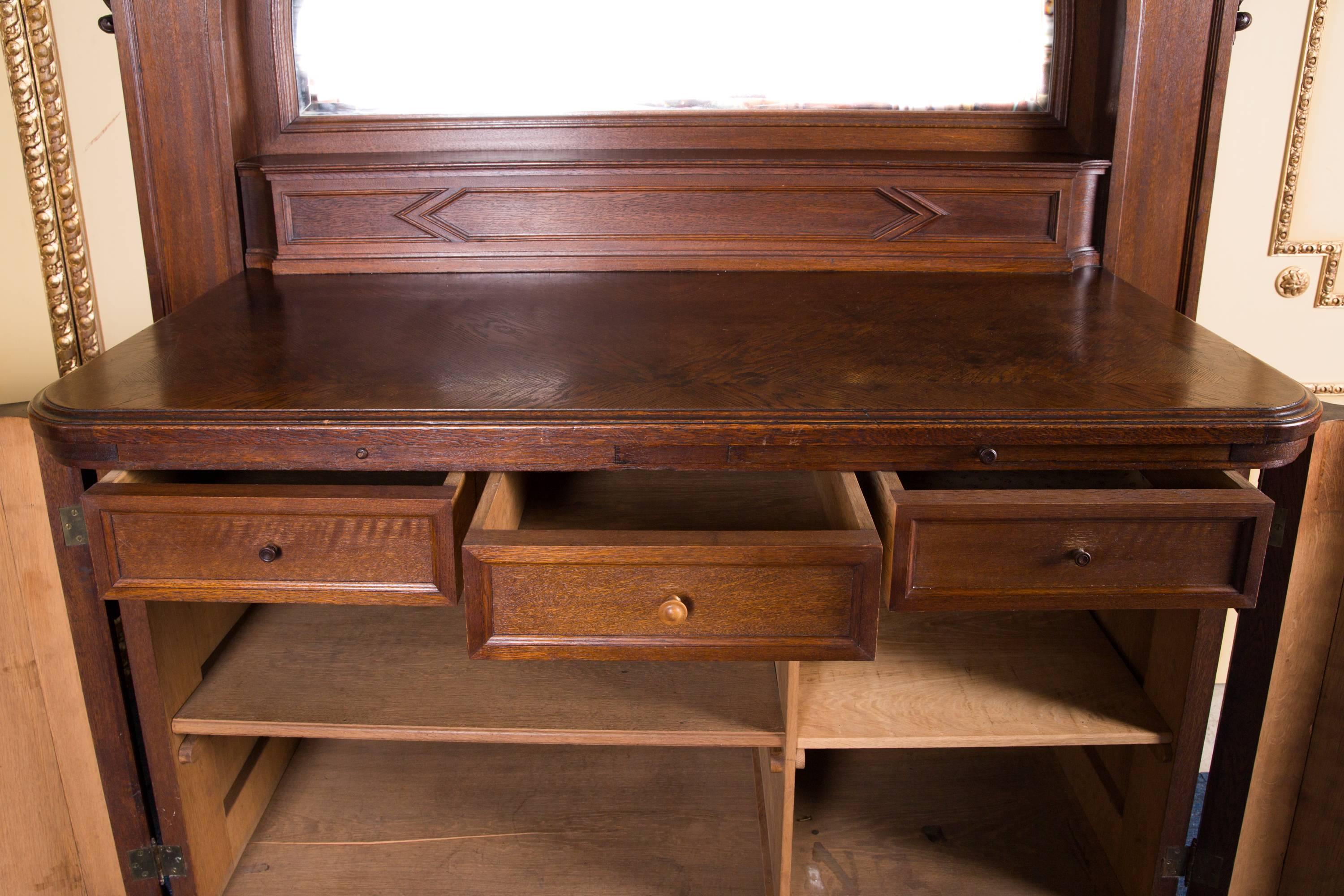 Big Neo Renaissance Mirror Buffet, Late 19th Century 3