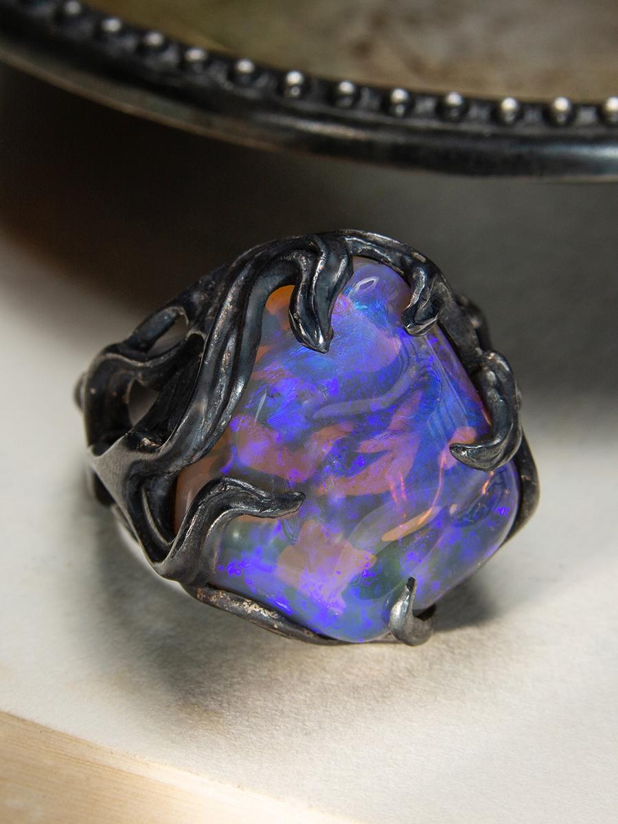 glow in the dark opal
