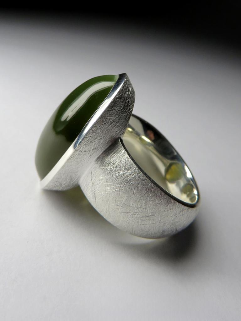 Women's or Men's Big Nephrite Cat's Eye Scratched Silver Ring Yellowish Green Jade Gemstone For Sale