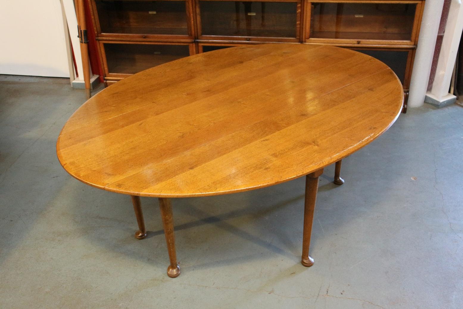 English Big Oak Oval Dining Table
