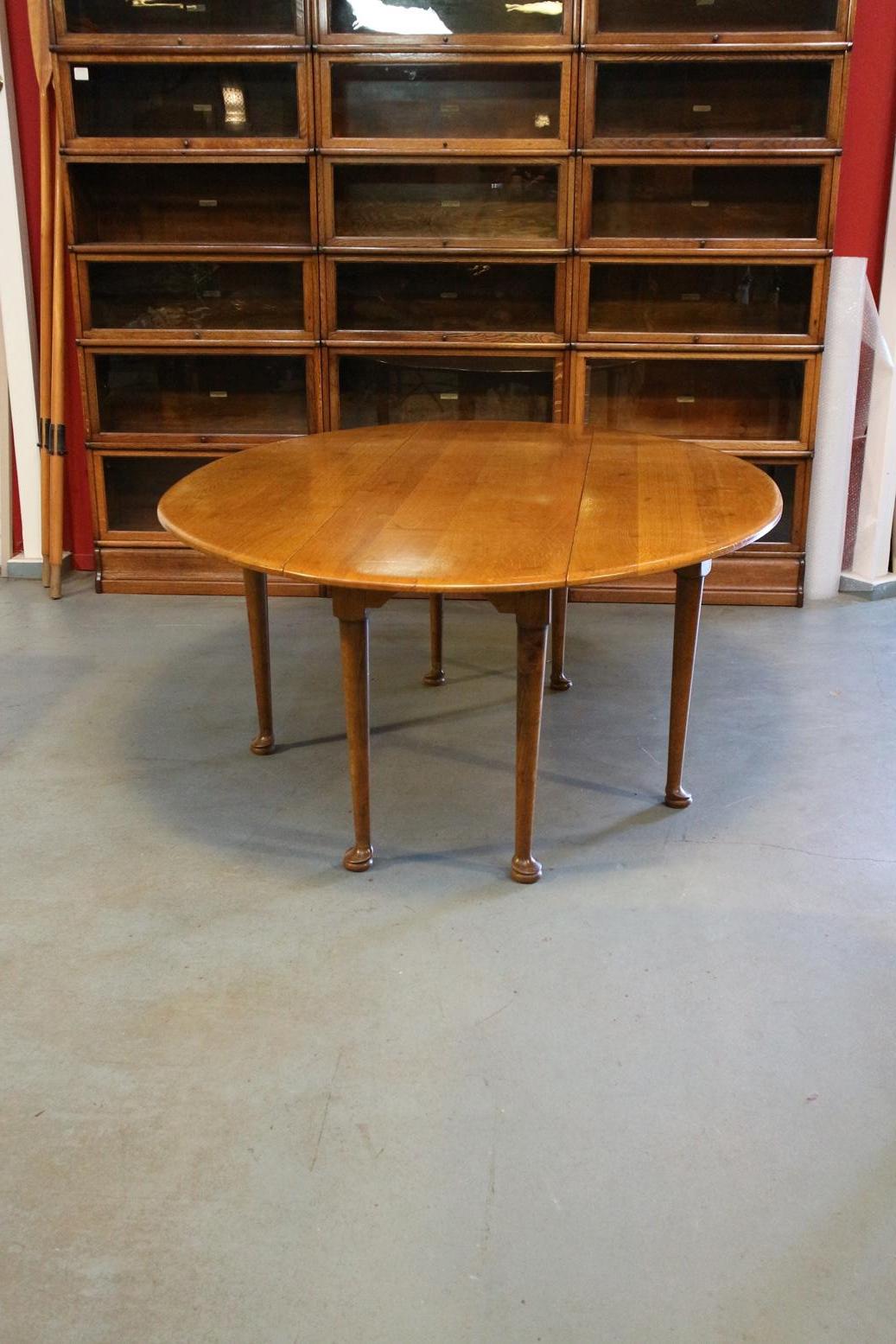 Late 20th Century Big Oak Oval Dining Table