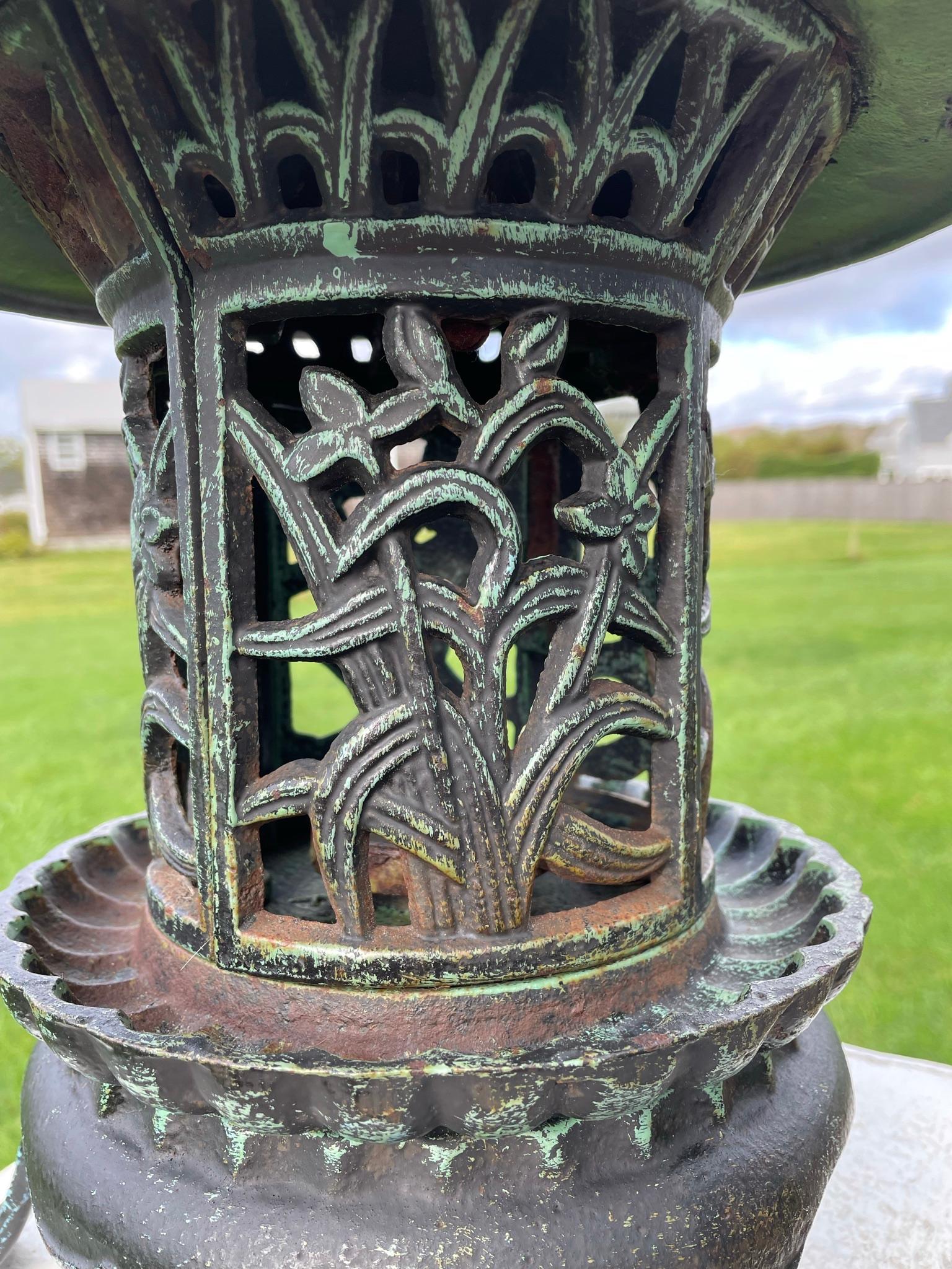 20th Century Elegant Garden Lighting Lantern 