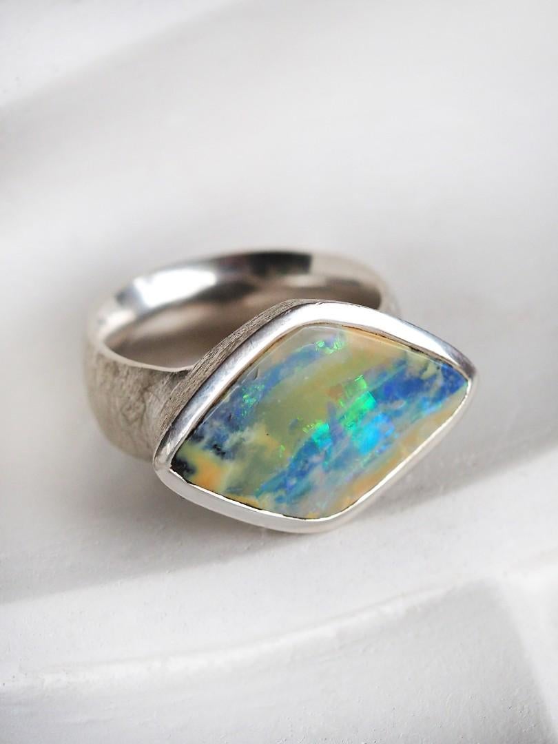 Big Opal Silver Ring Bicolor Blue Yellow Australian Unisex Jewelry For Sale 4