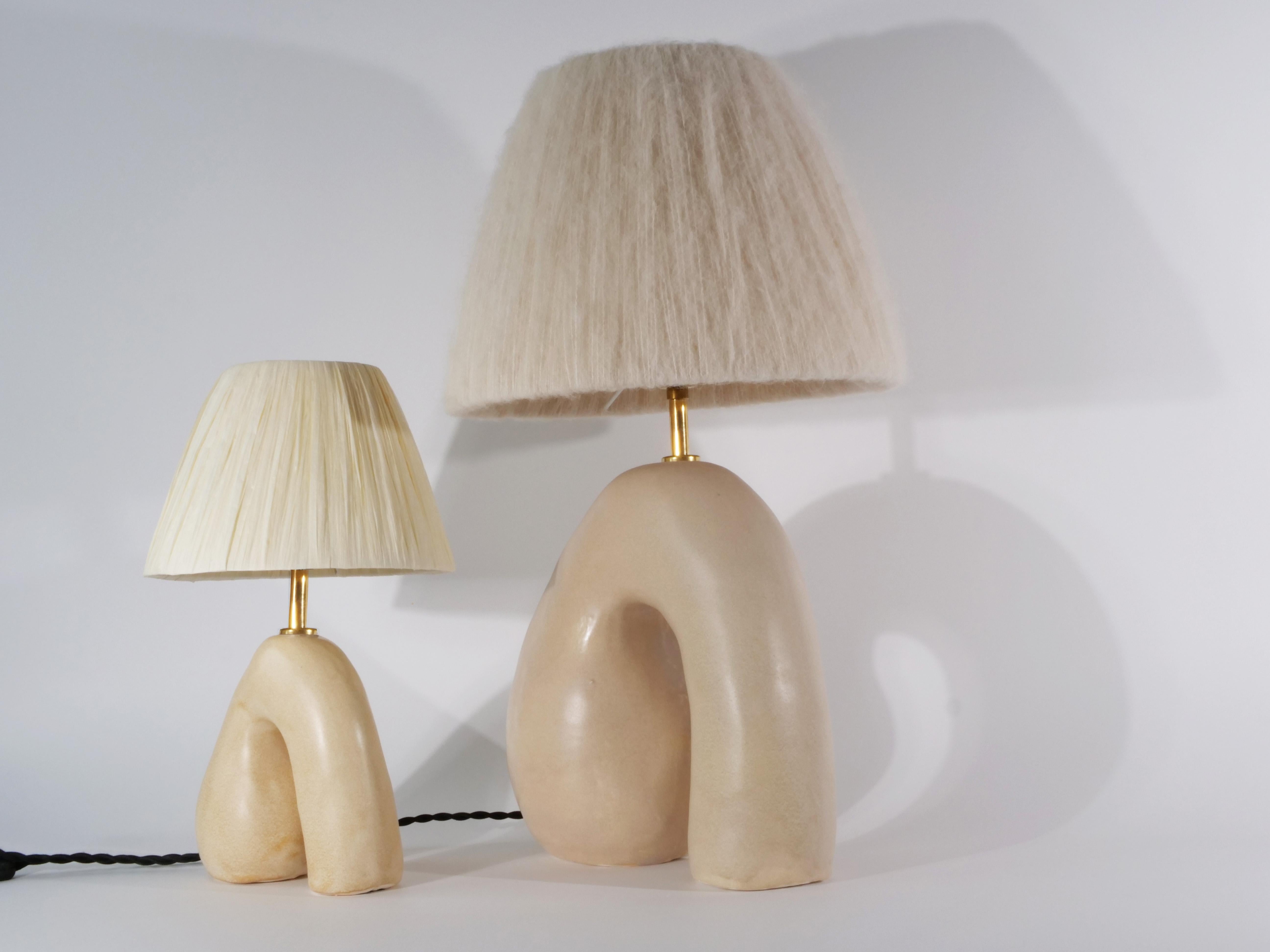 Big Opposée - handgefertigte Keramiklampe  (Glasiert) im Angebot