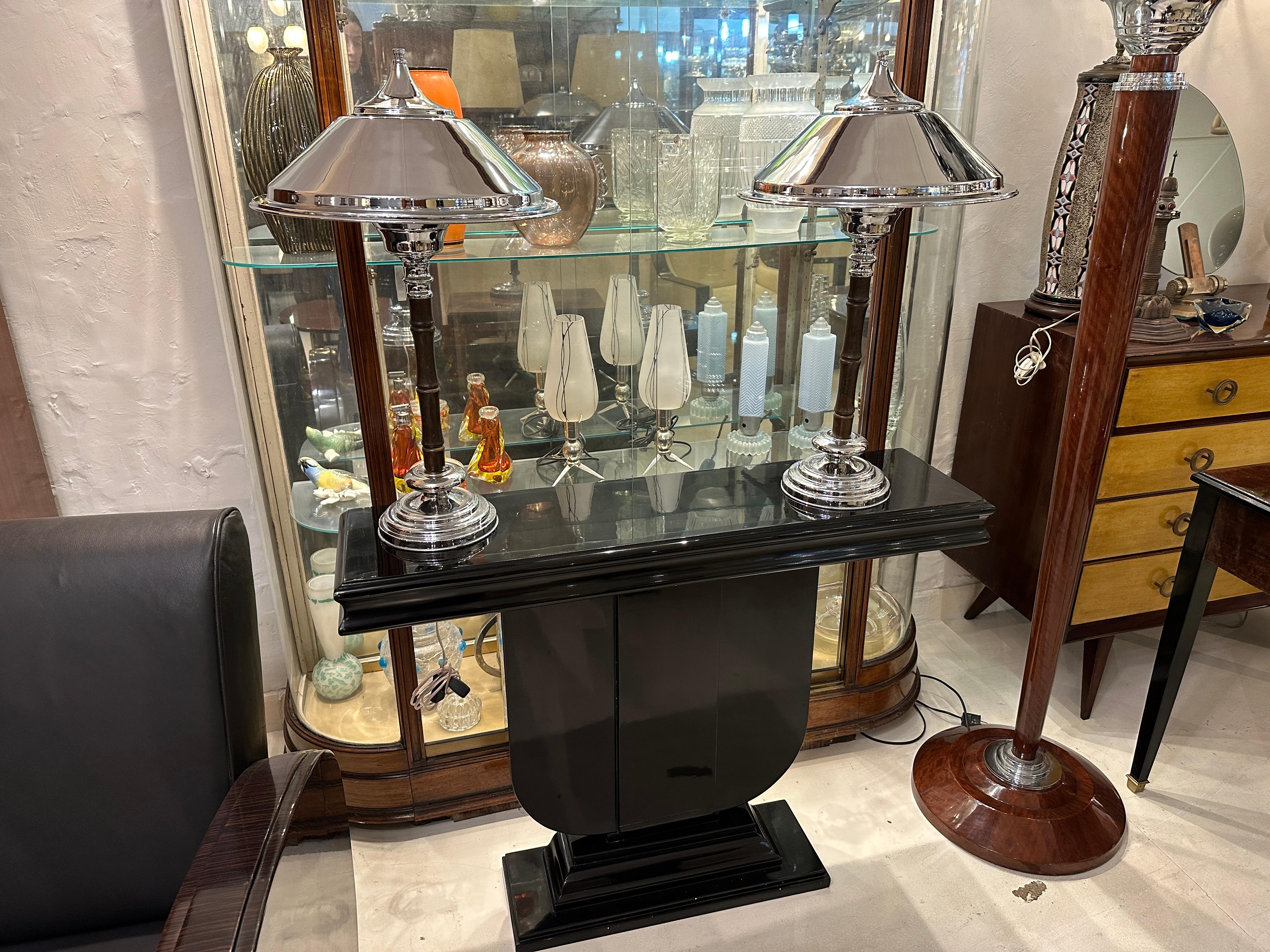 Grande coppia di lampade da tavolo Art Deco in legno e cromo, Francia in vendita 9