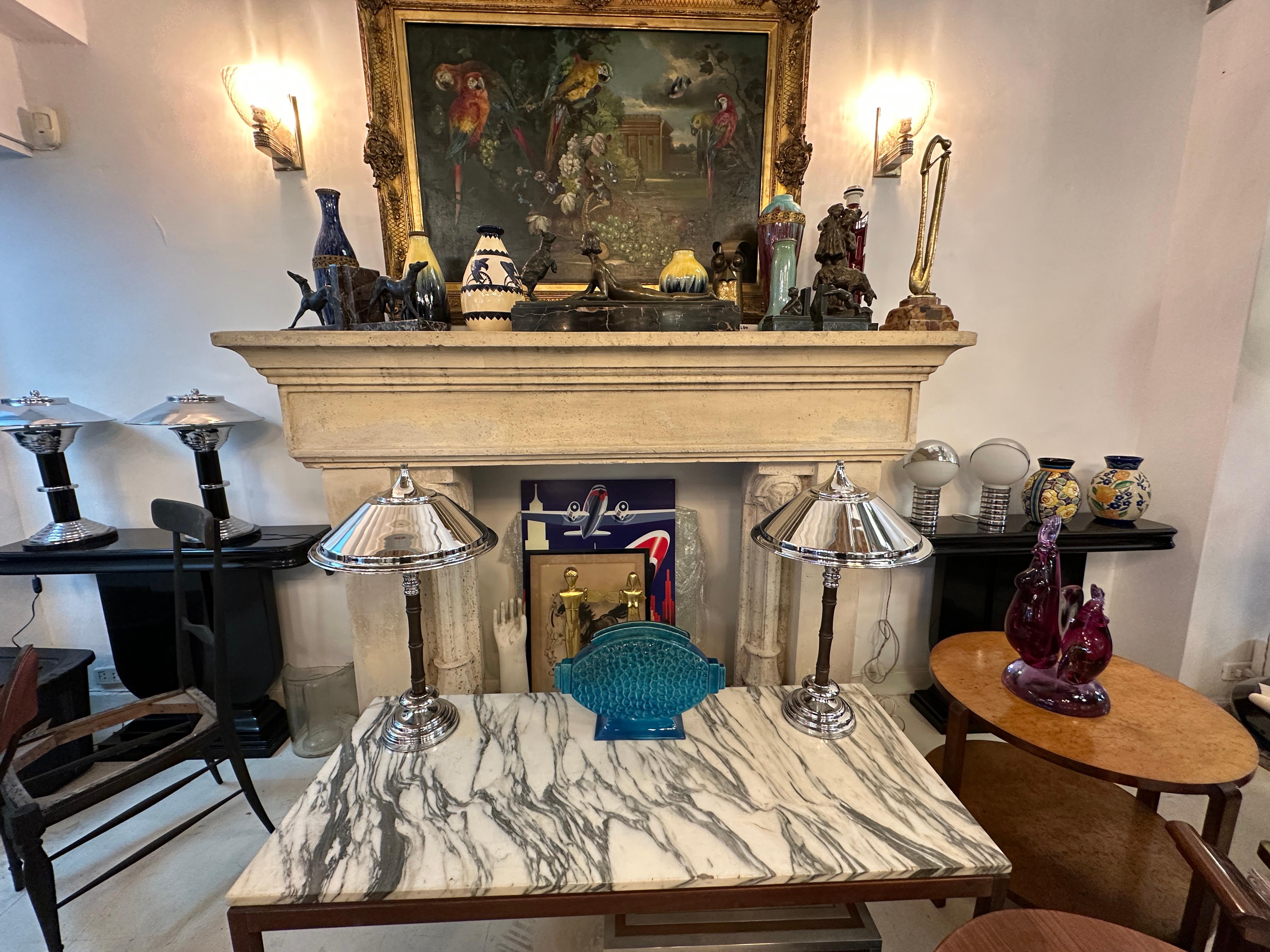 Cromo Grande coppia di lampade da tavolo Art Deco in legno e cromo, Francia in vendita
