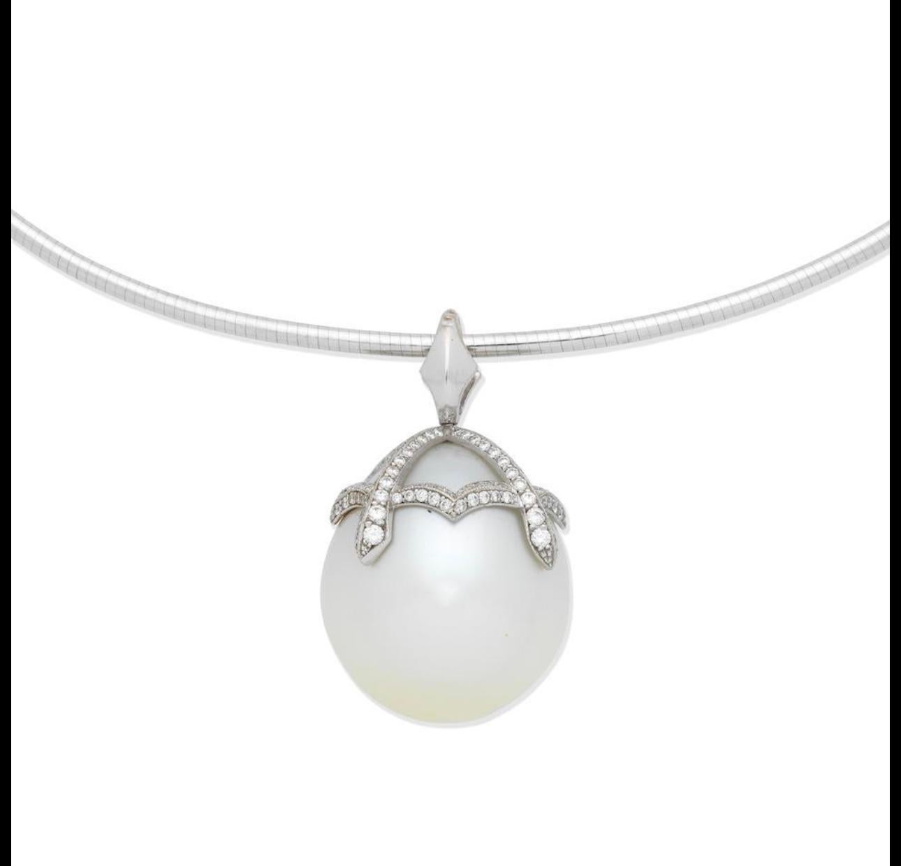 Oval Cut Big PEARL AND DIAMOND PENDANT/NECKLACE For Sale